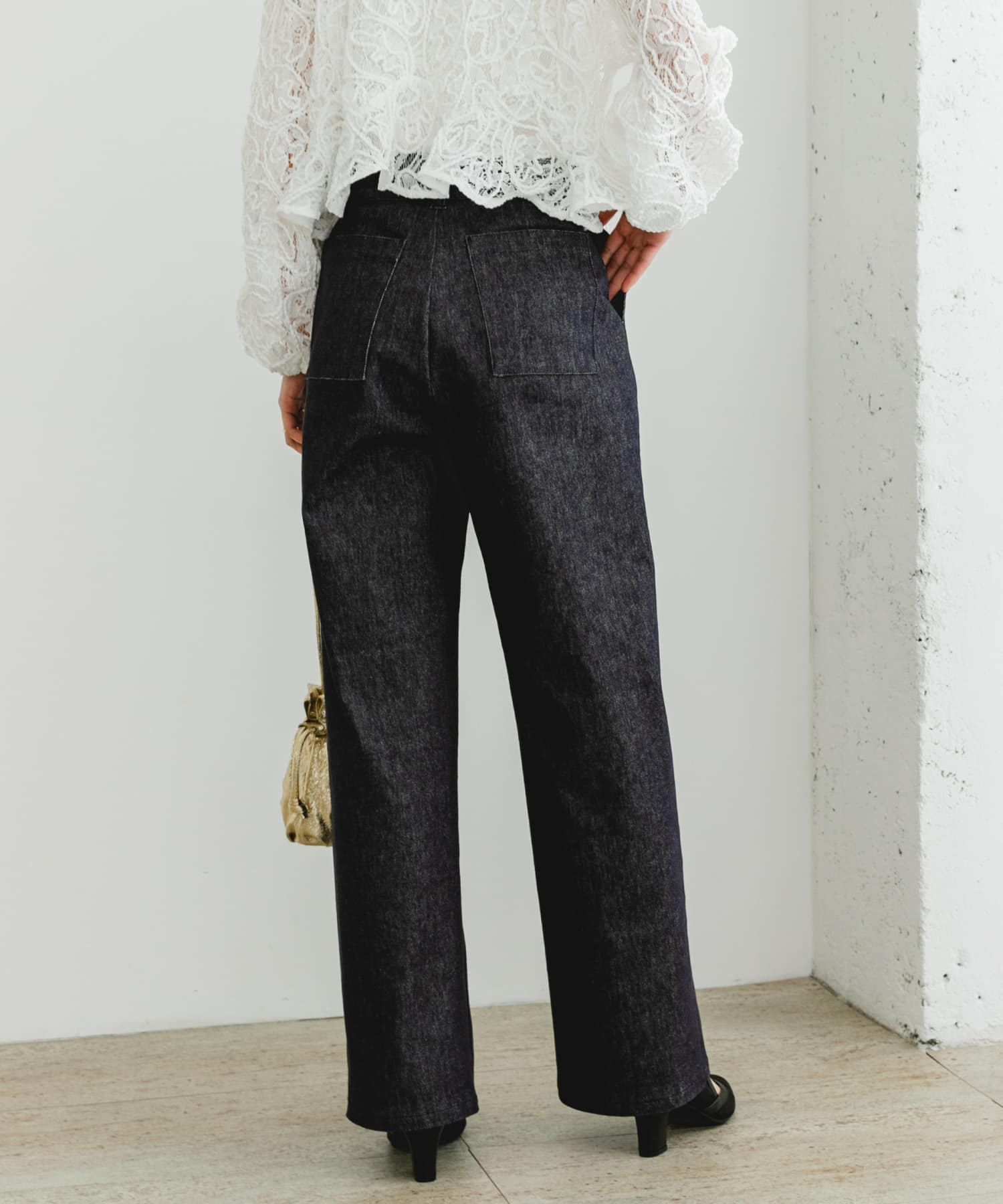 身長：163cm サイズ：38