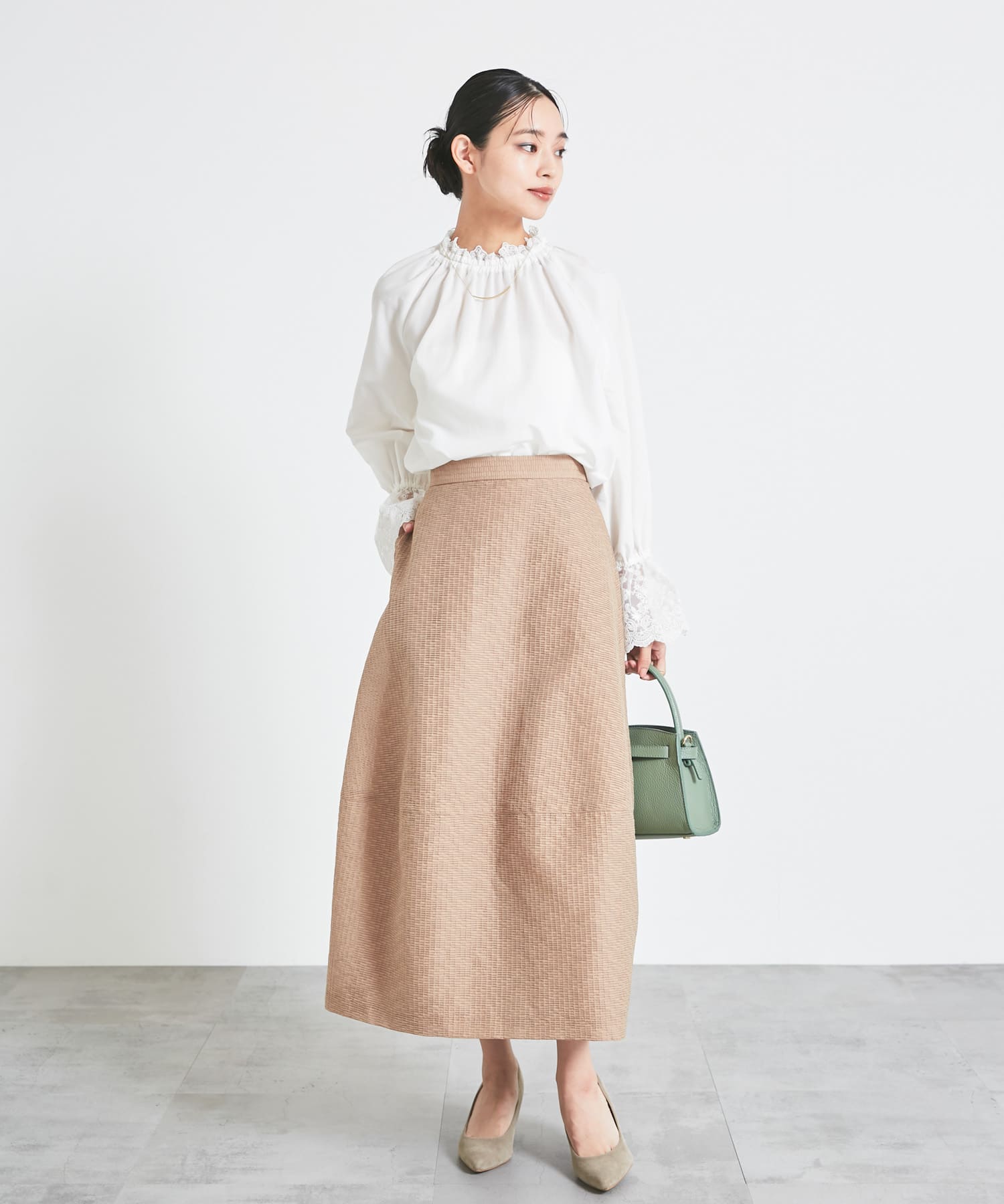 身長：163cm サイズ：38