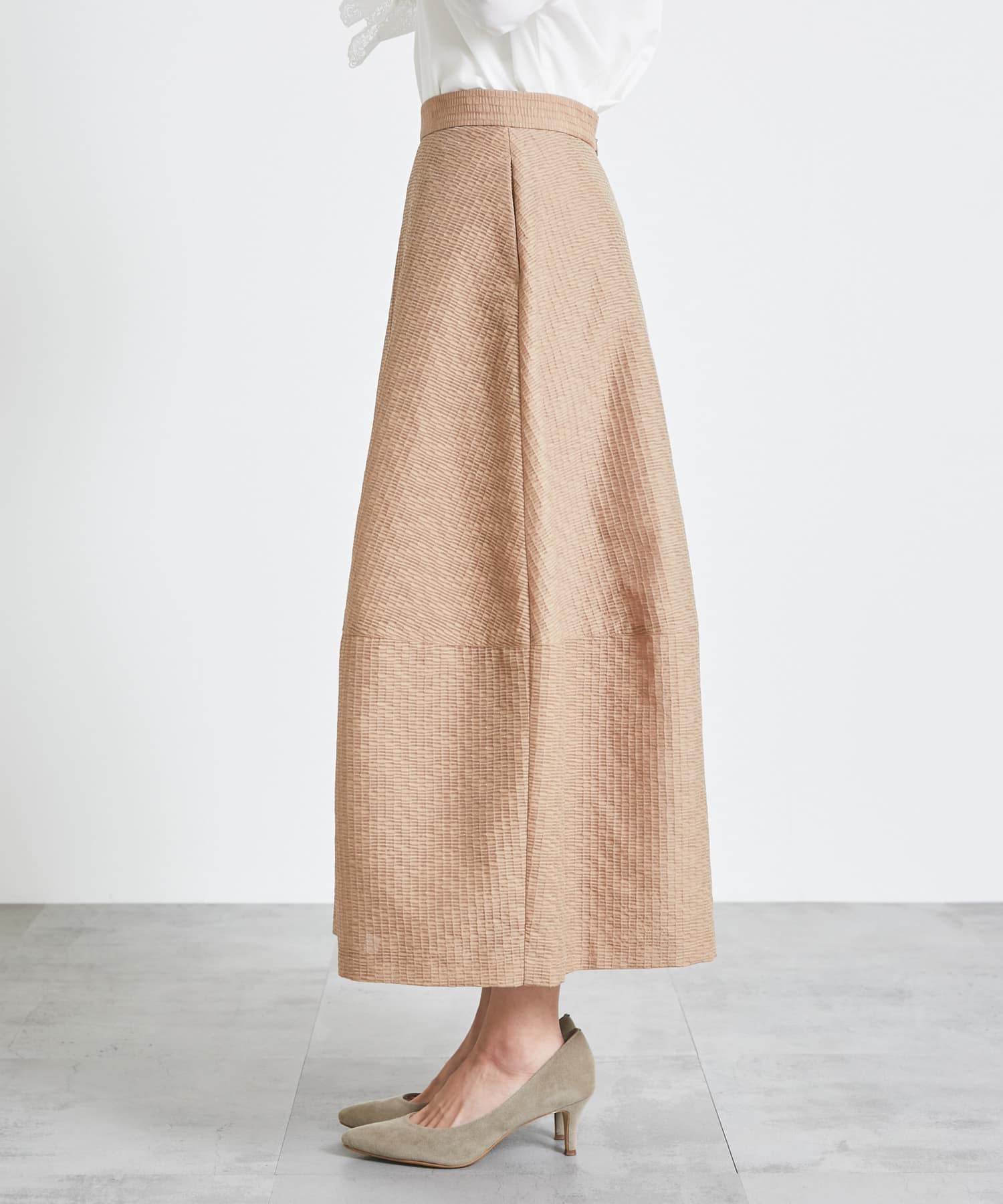 身長：163cm サイズ：38