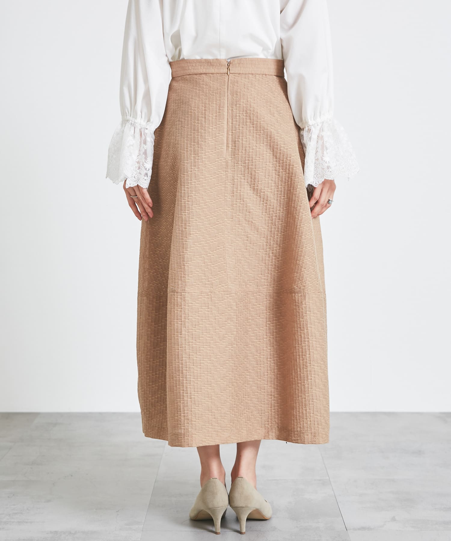 身長：163cm サイズ：38