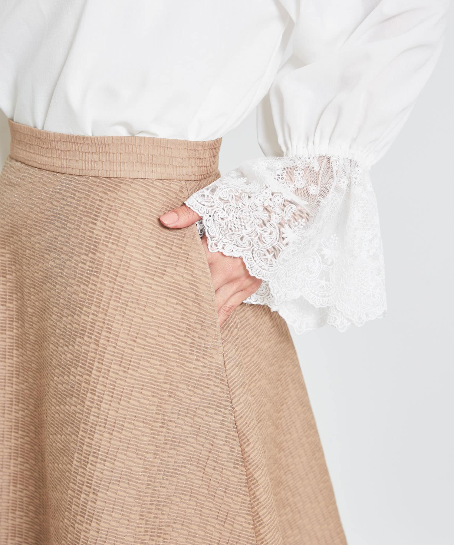 身長：163cm サイズ：38