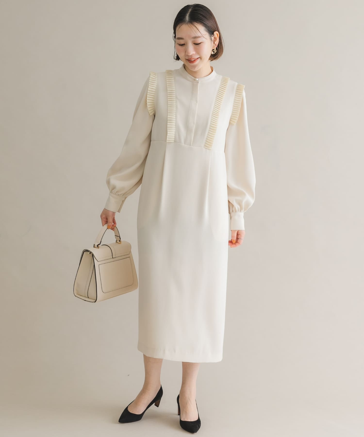 L/BEIGE