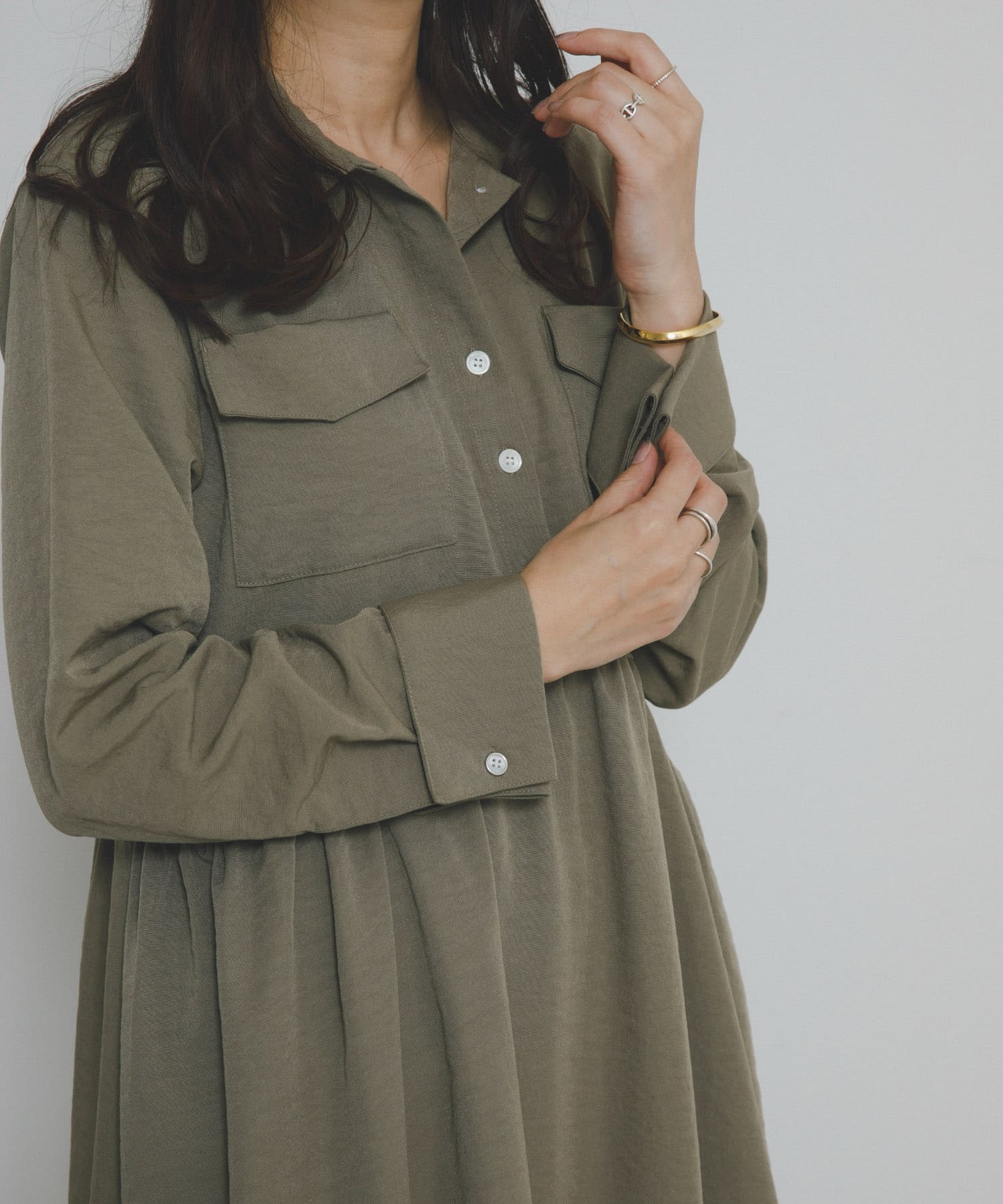 身長：164cm サイズ：38