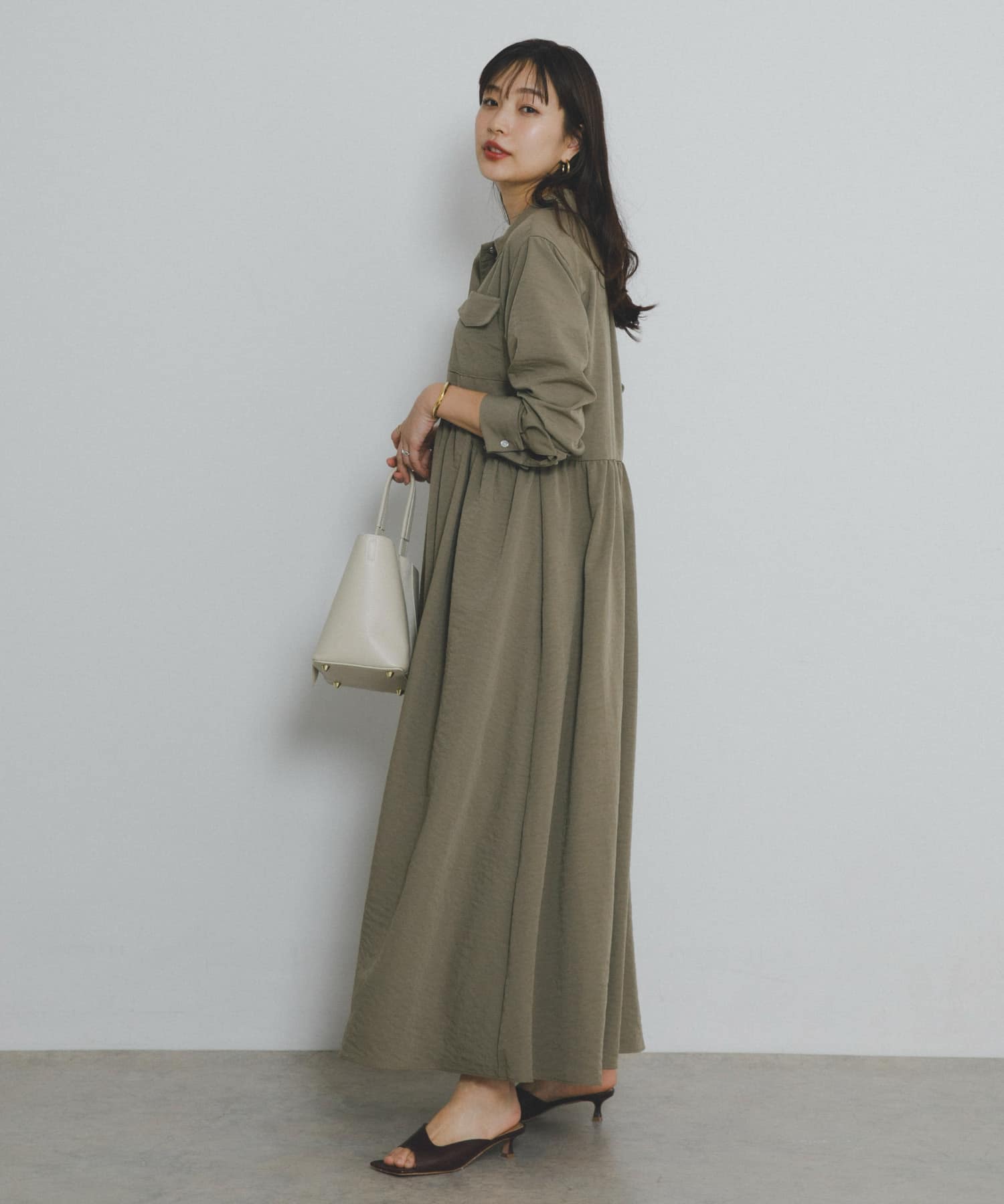 身長：164cm サイズ：38