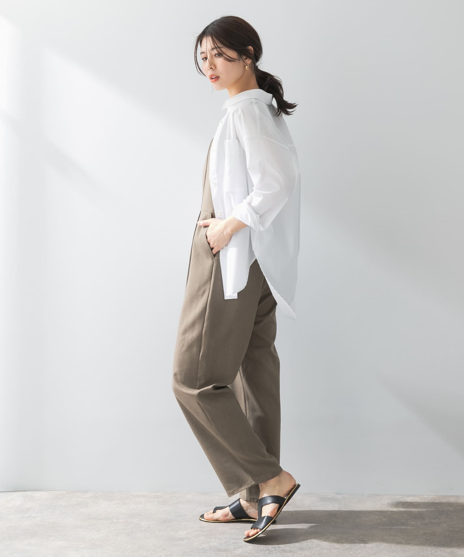 身長：166cm サイズ：38