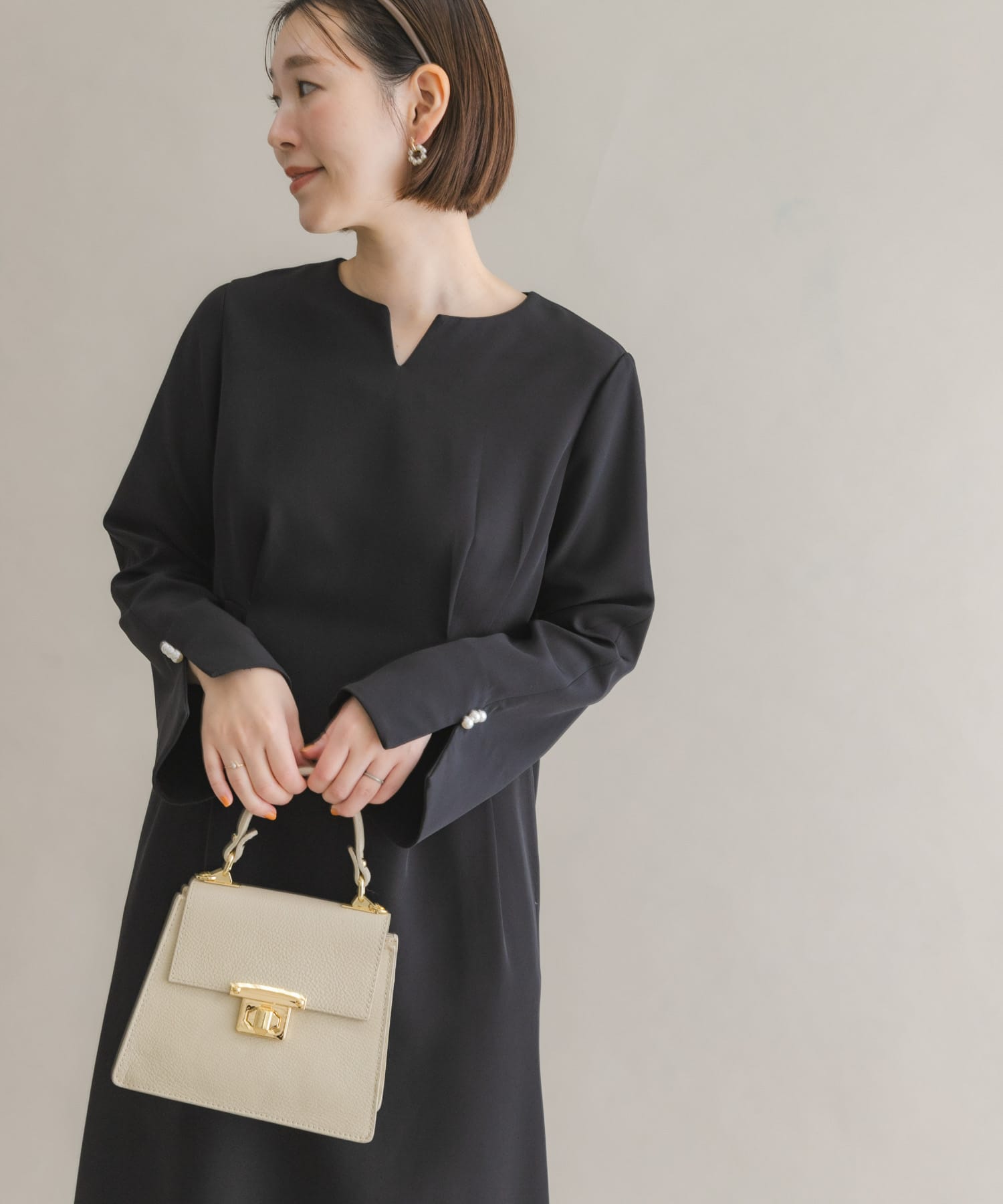 身長：164cm サイズ：38