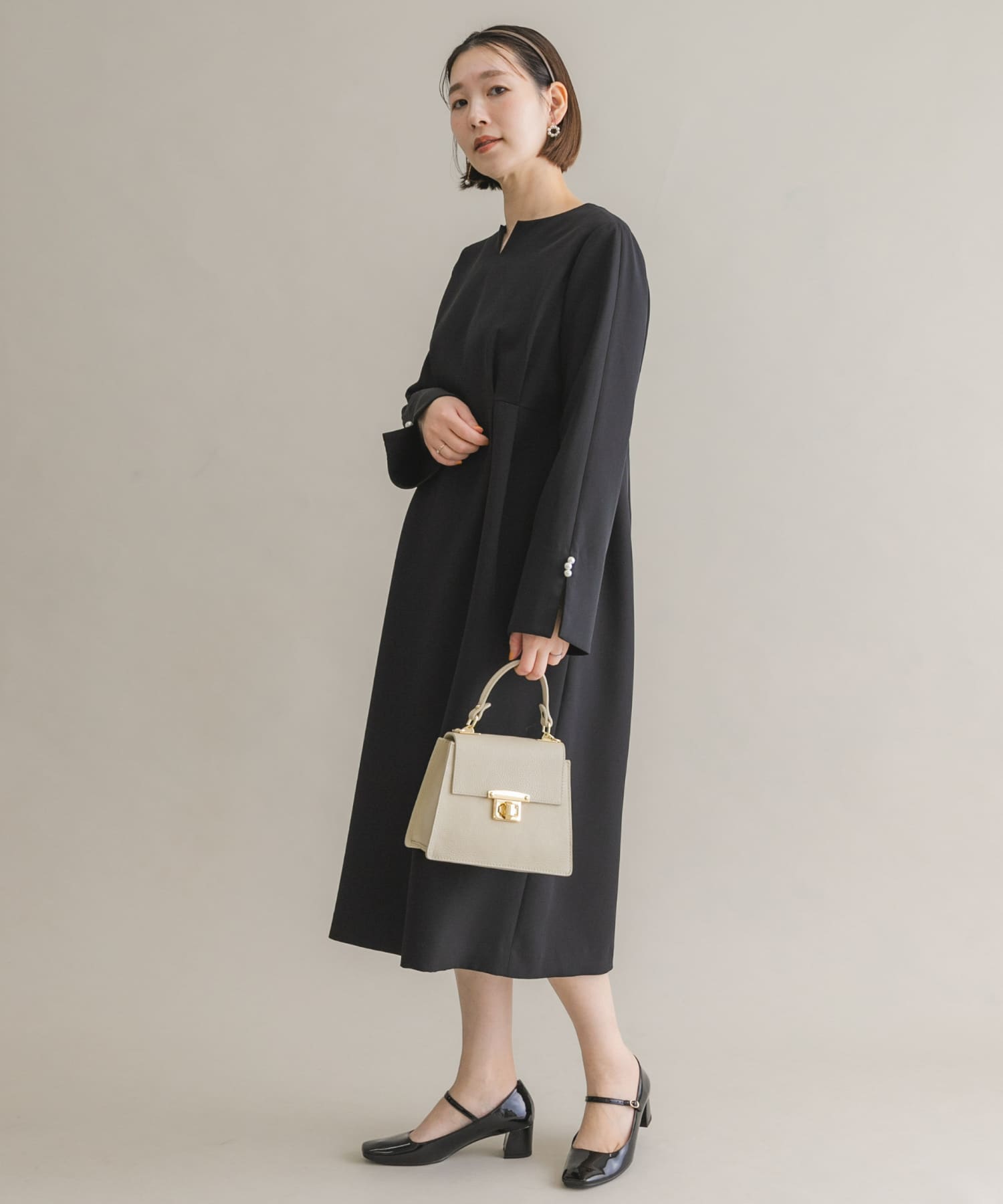 身長：164cm サイズ：38