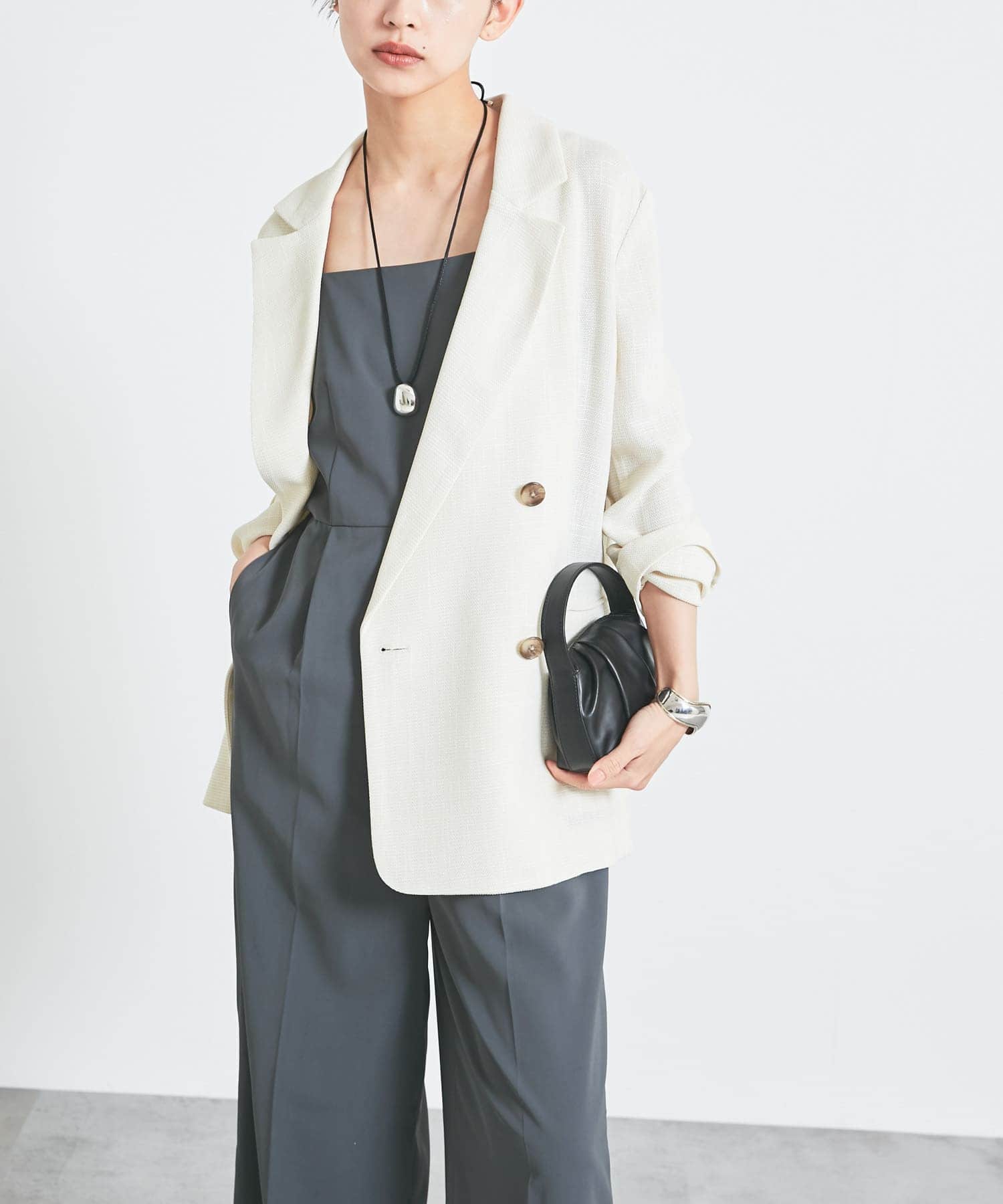 身長：163cm サイズ：38