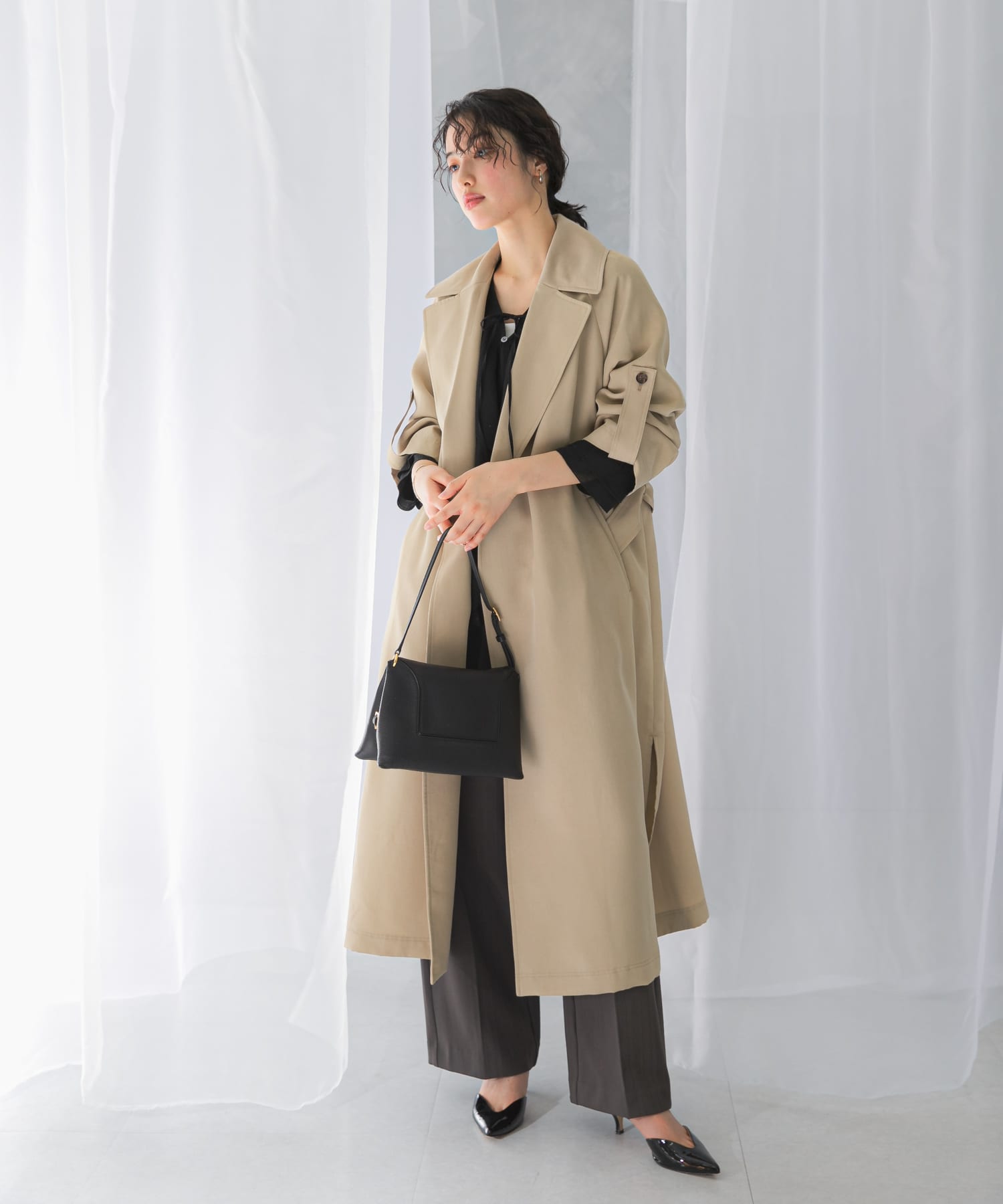 ロングガウンコート