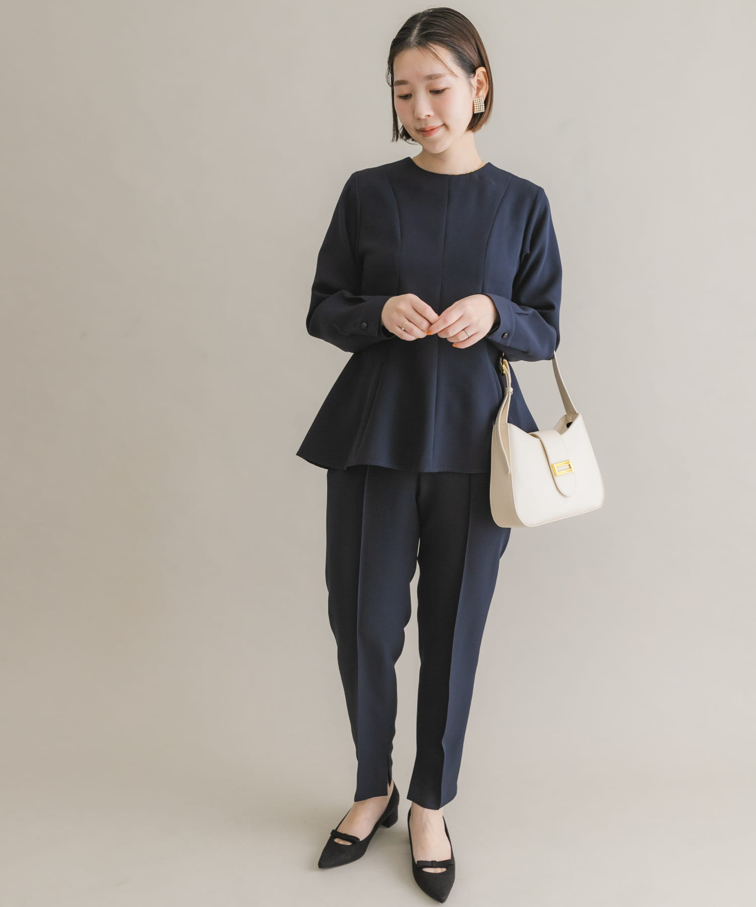 身長：164cm サイズ：38