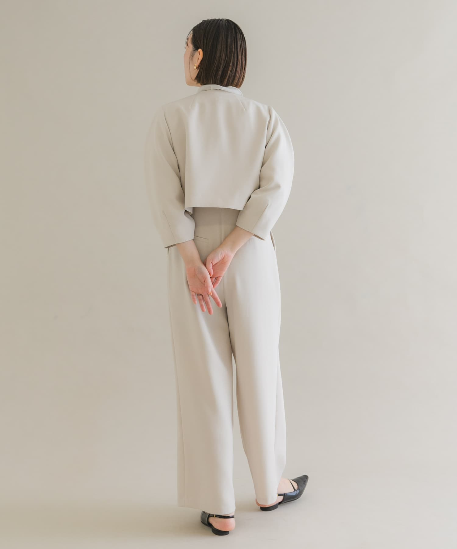 身長：164cm サイズ：38