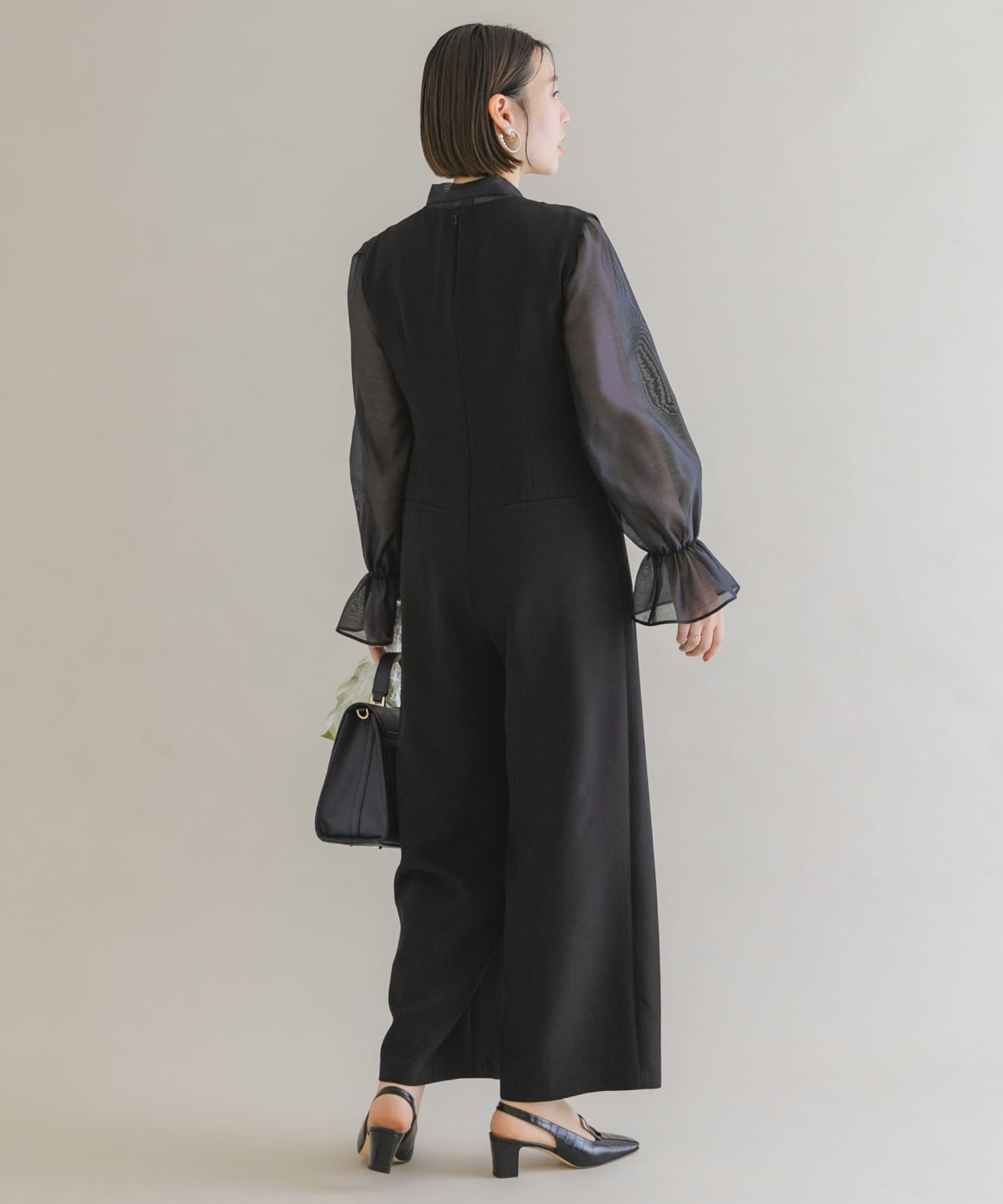 身長：164cm サイズ：38