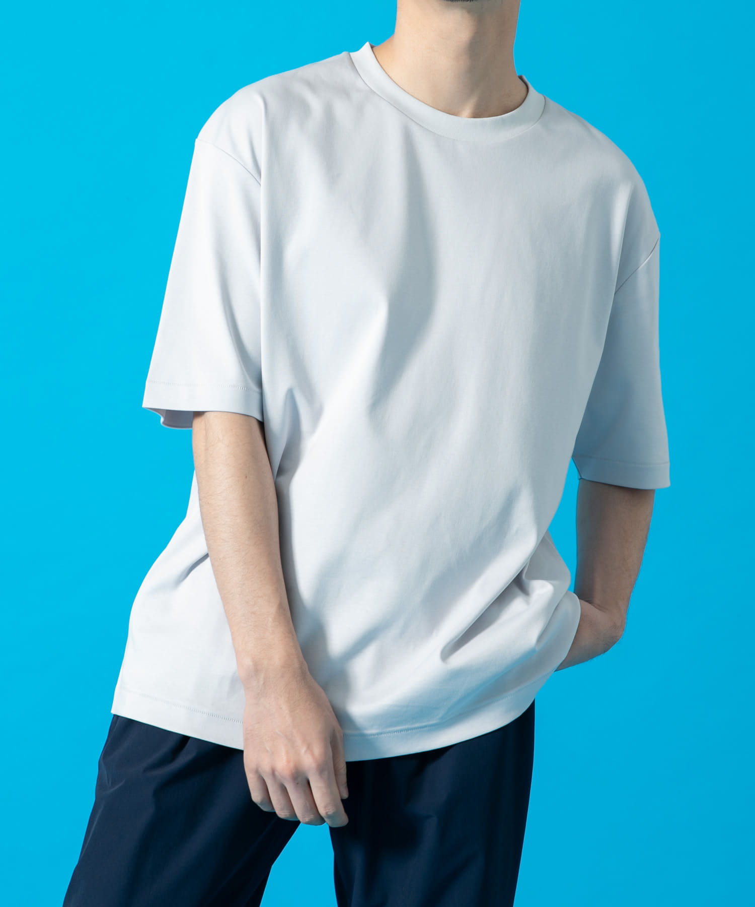 XLサイズあり』『UR TECH』防汚加工 リラックスクルーネックTシャツ(S