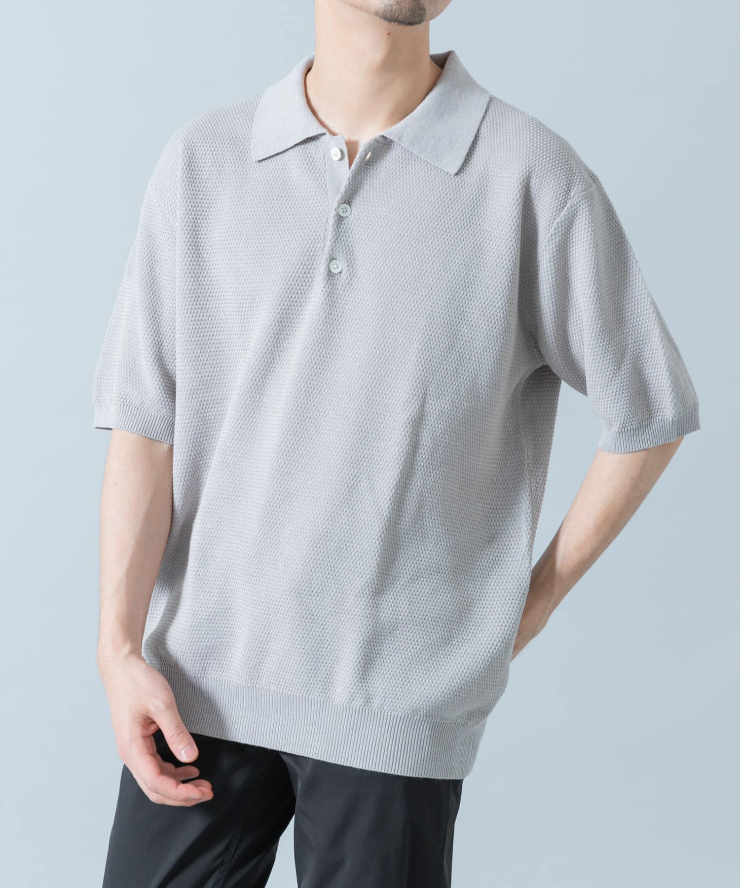 LIGHT GRAY