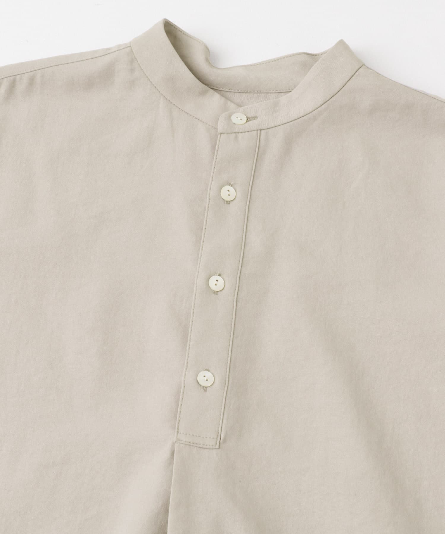 LIGHT GRAY