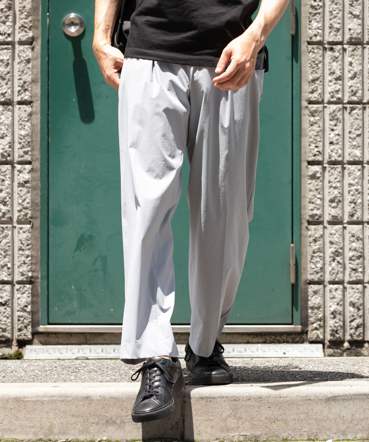 LIGHT GRAY