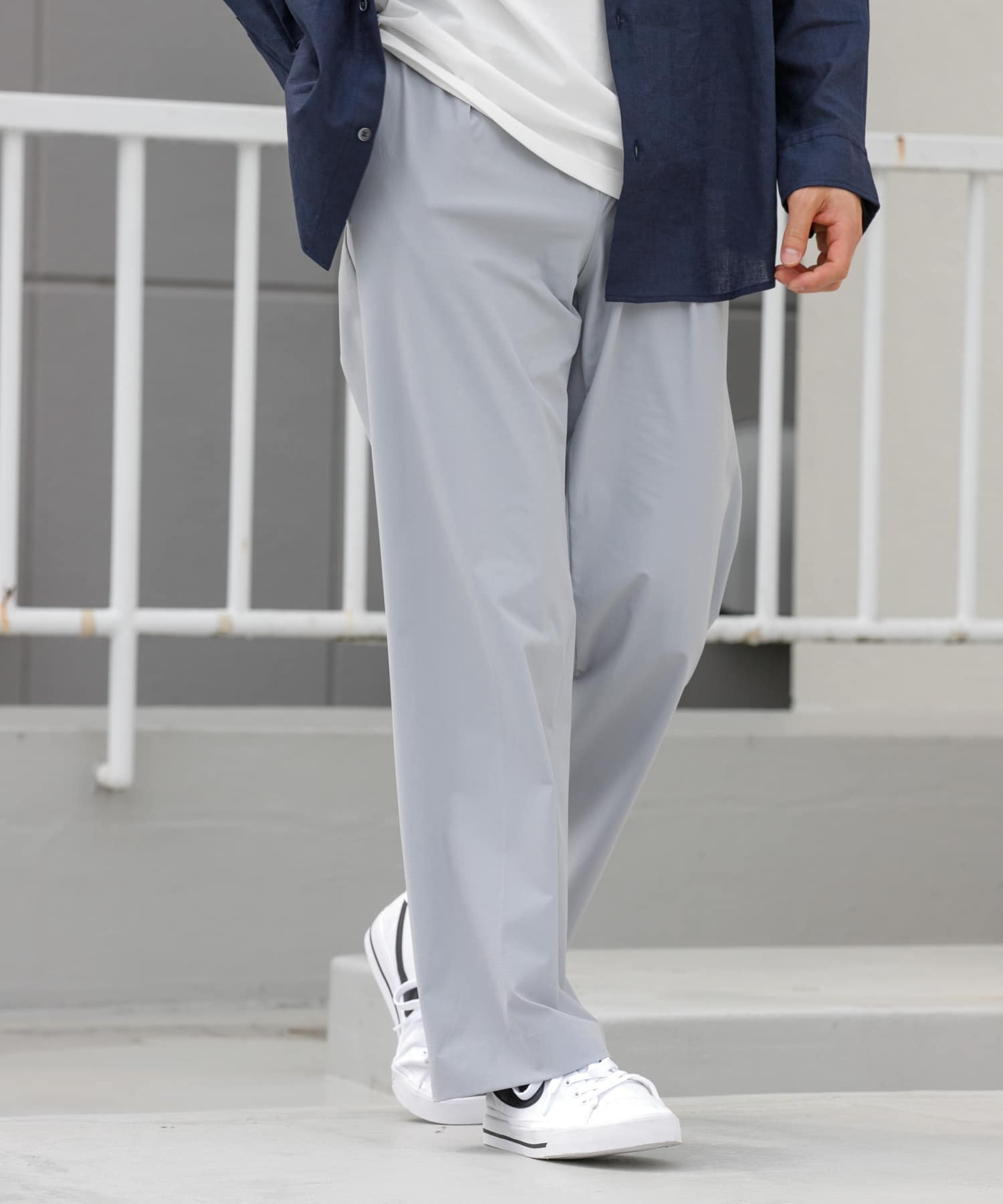 LIGHT GRAY