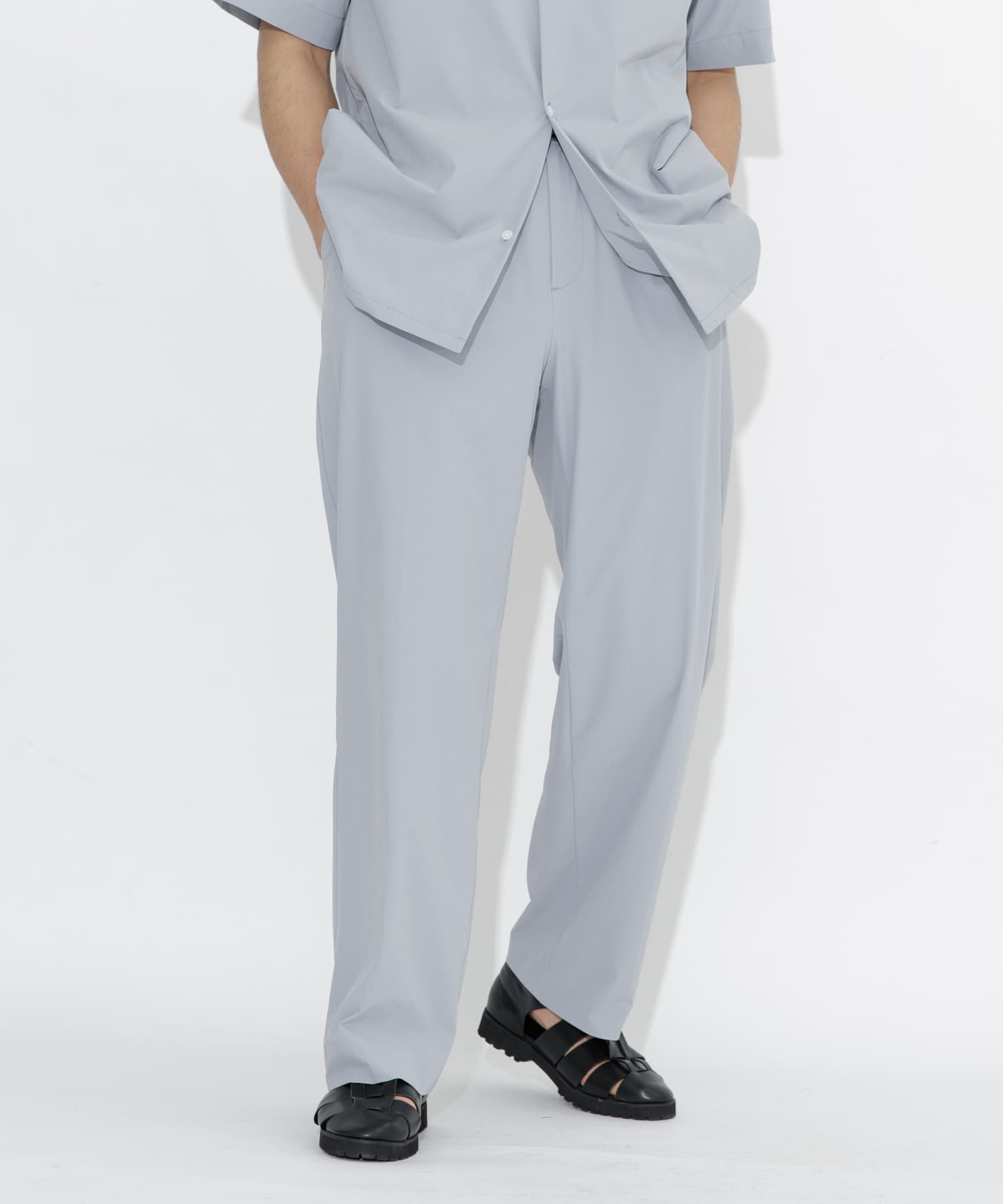 LIGHT GRAY