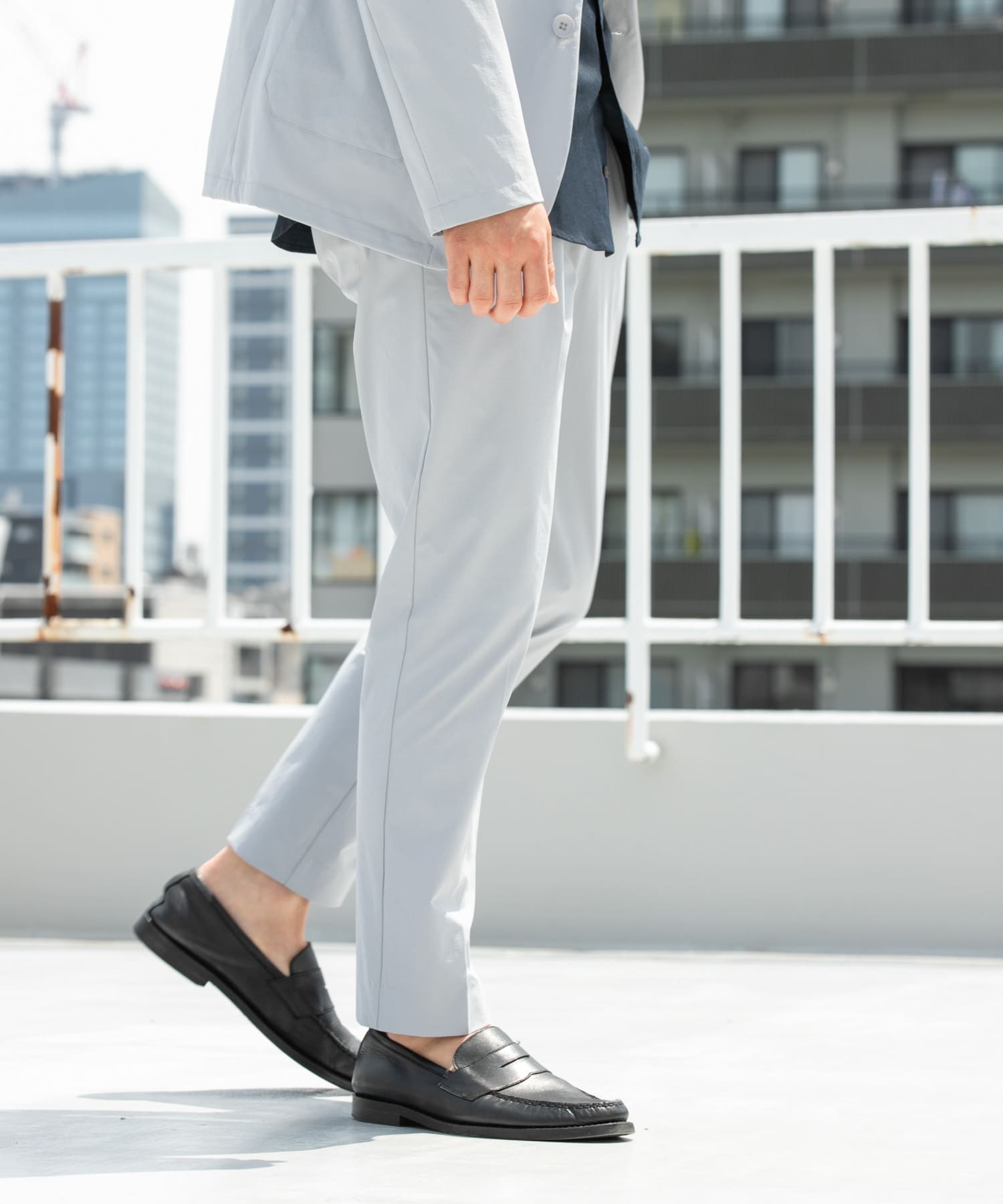 LIGHT GRAY