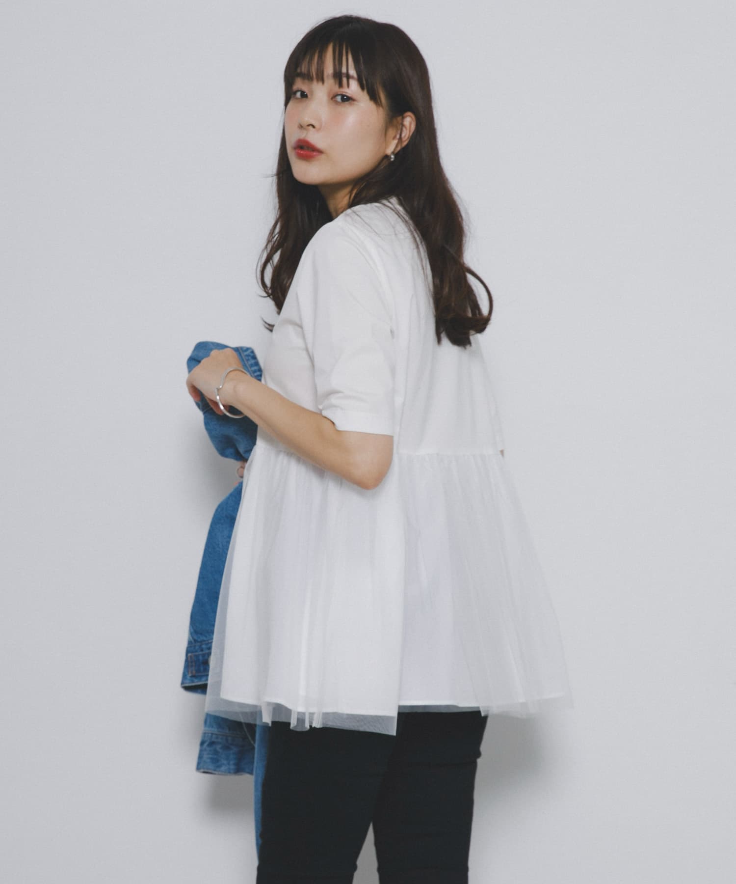 OFF WHITE