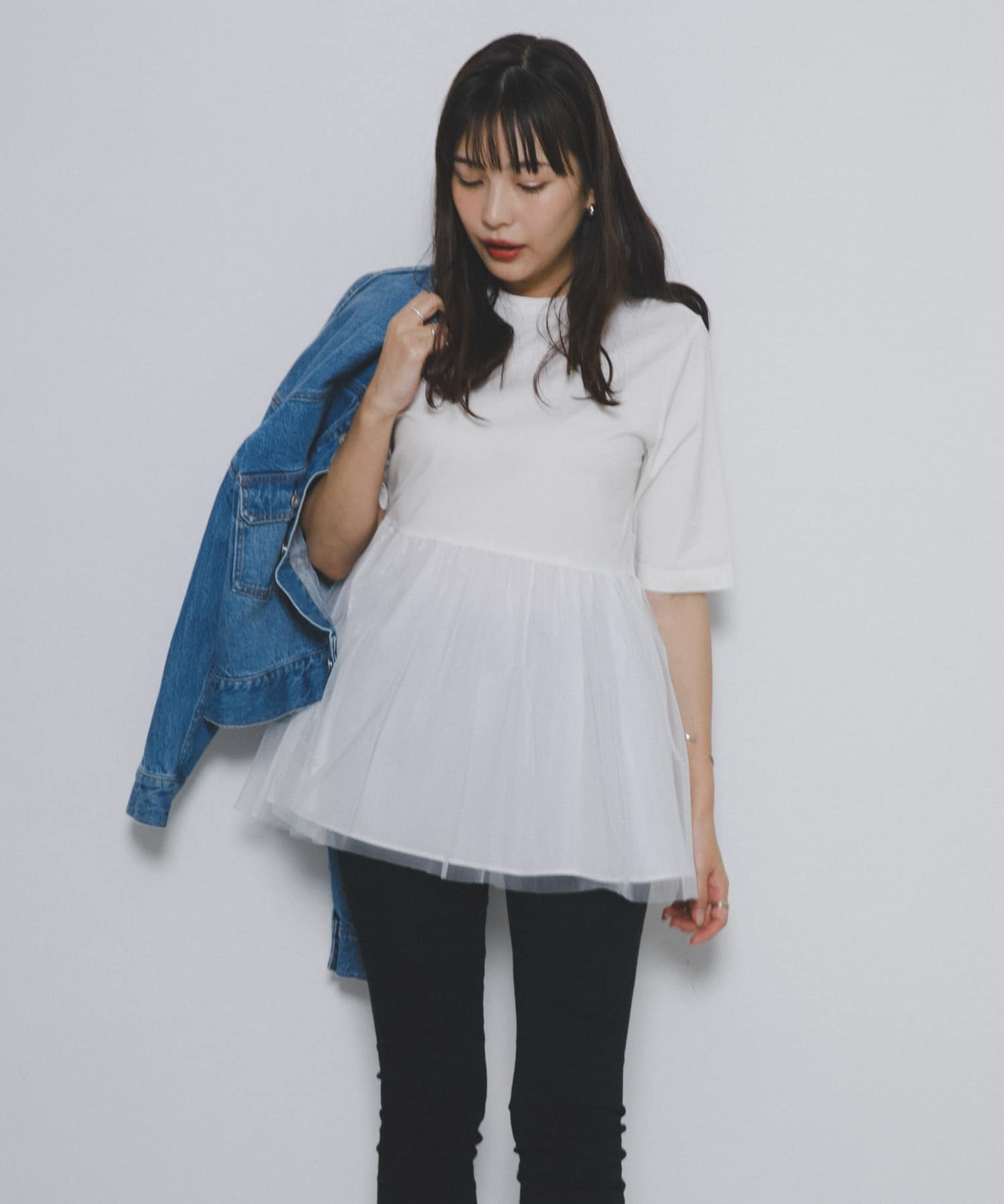 OFF WHITE