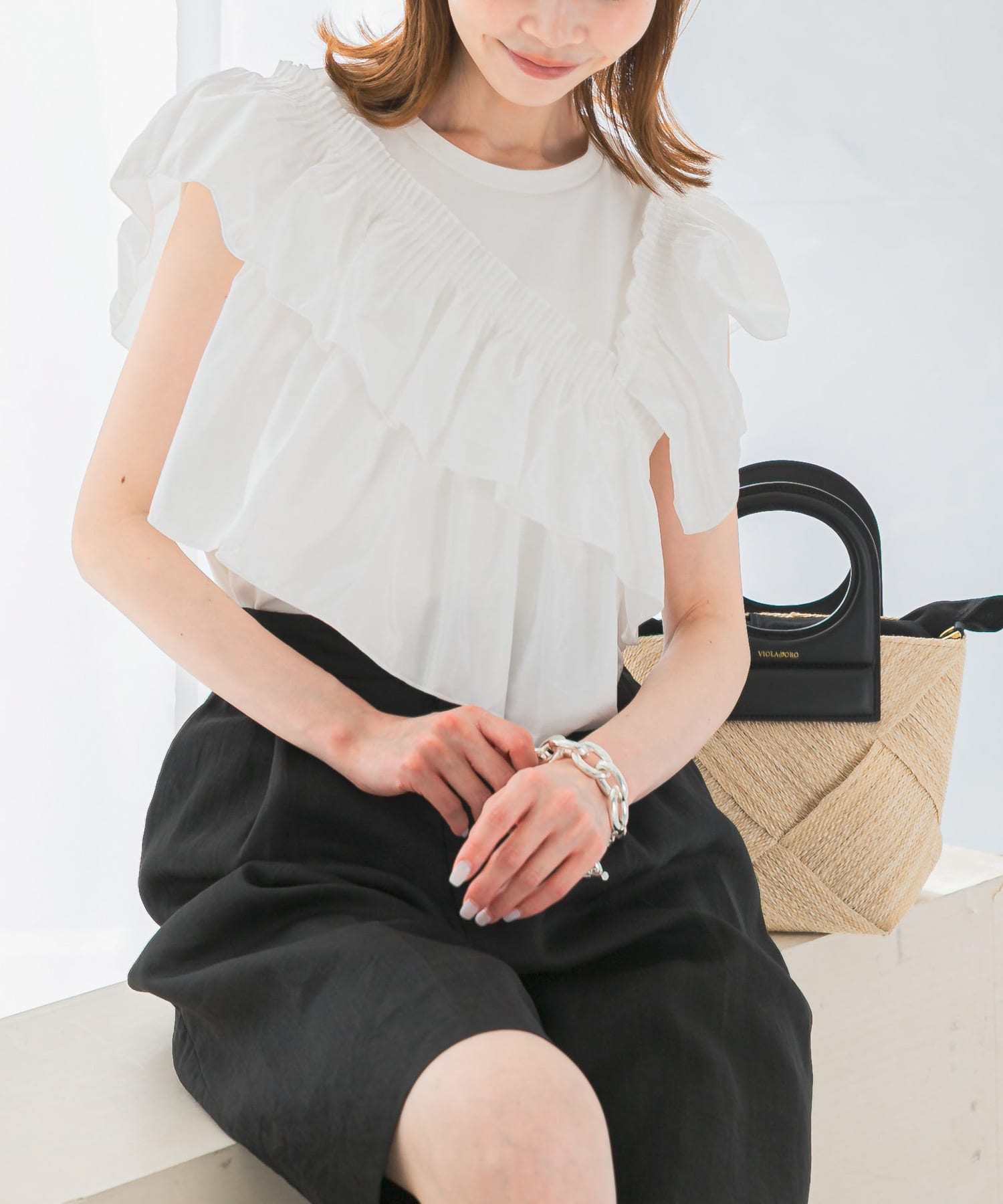 プリーツフリルデザインプルオーバー