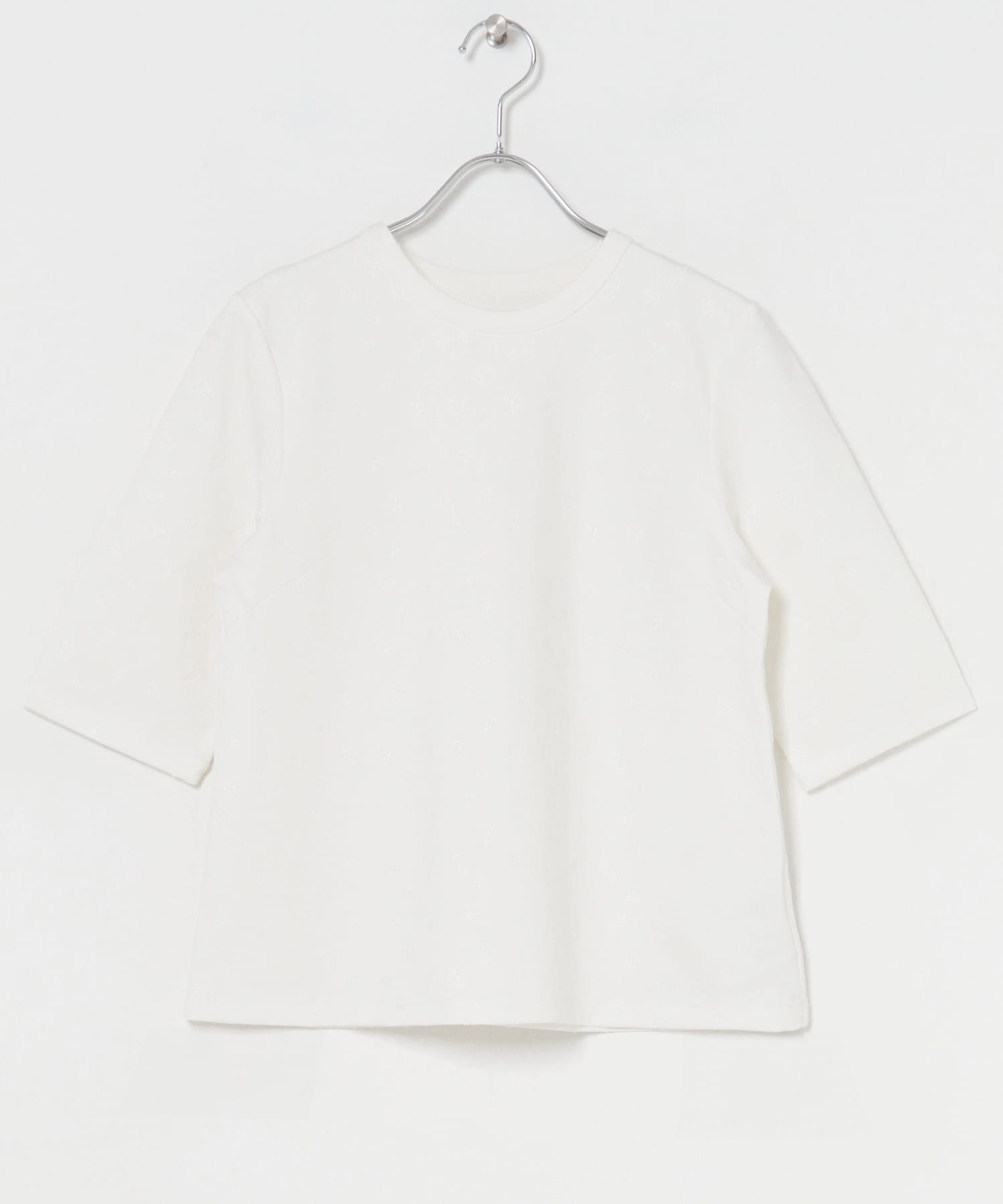 OFF WHITE