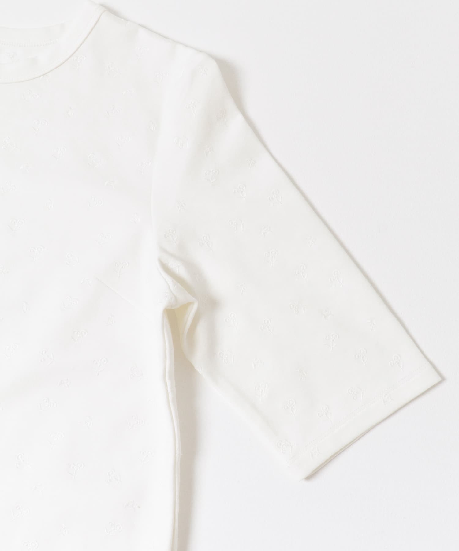 OFF WHITE