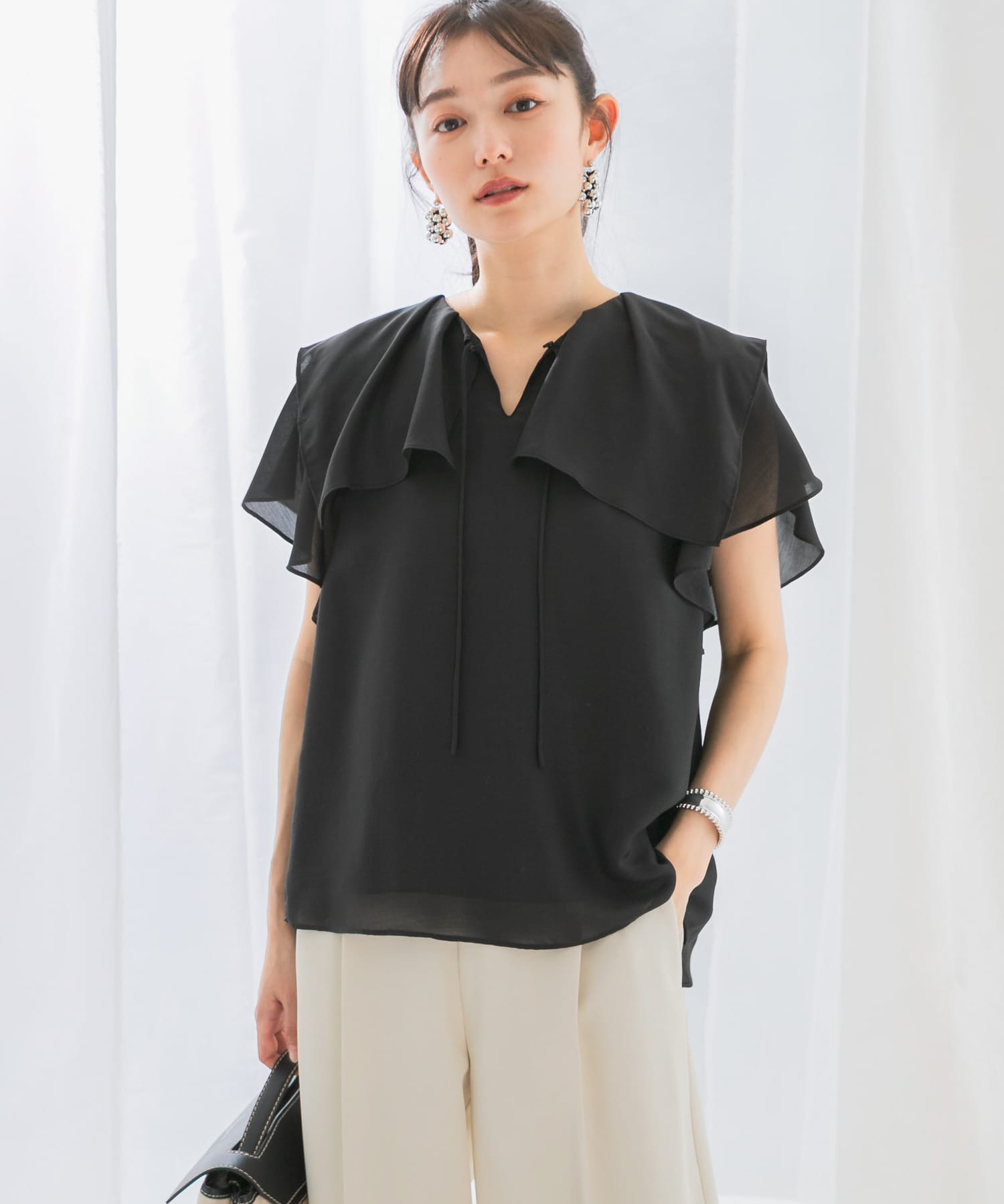 RIE　ふんわりブラウス イージーケアフリルブラウス(FREE OFF WHITE): トップス｜URBAN