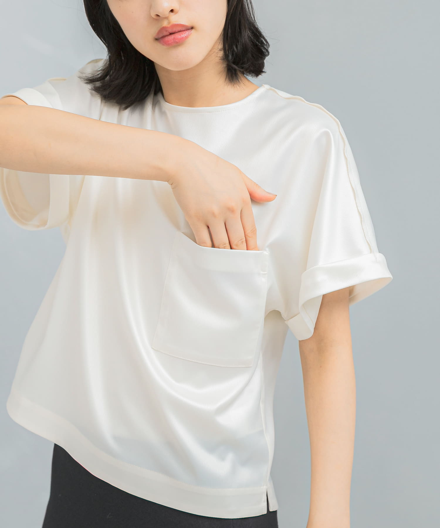 OFF WHITE