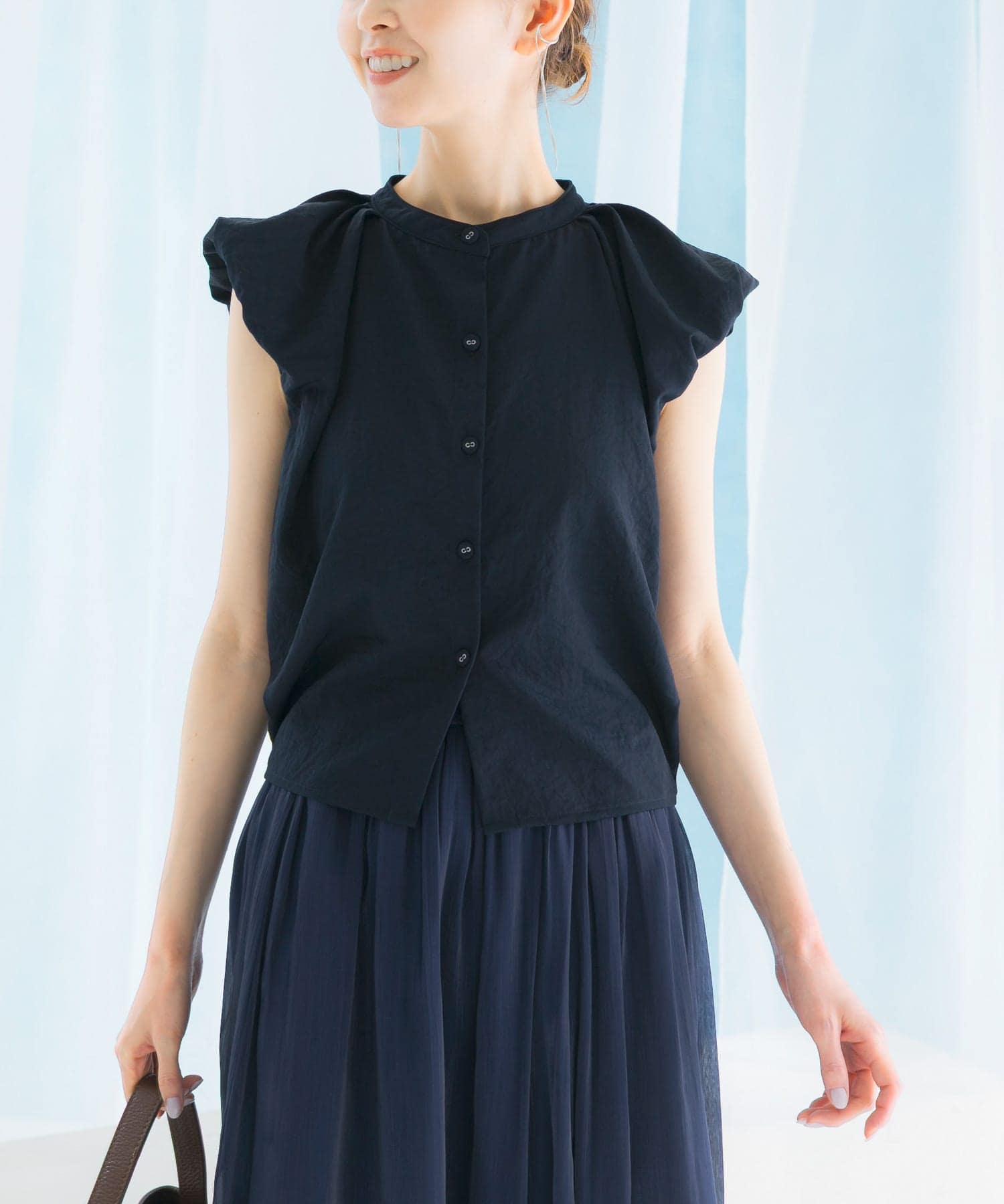 パフスリーブブラウス