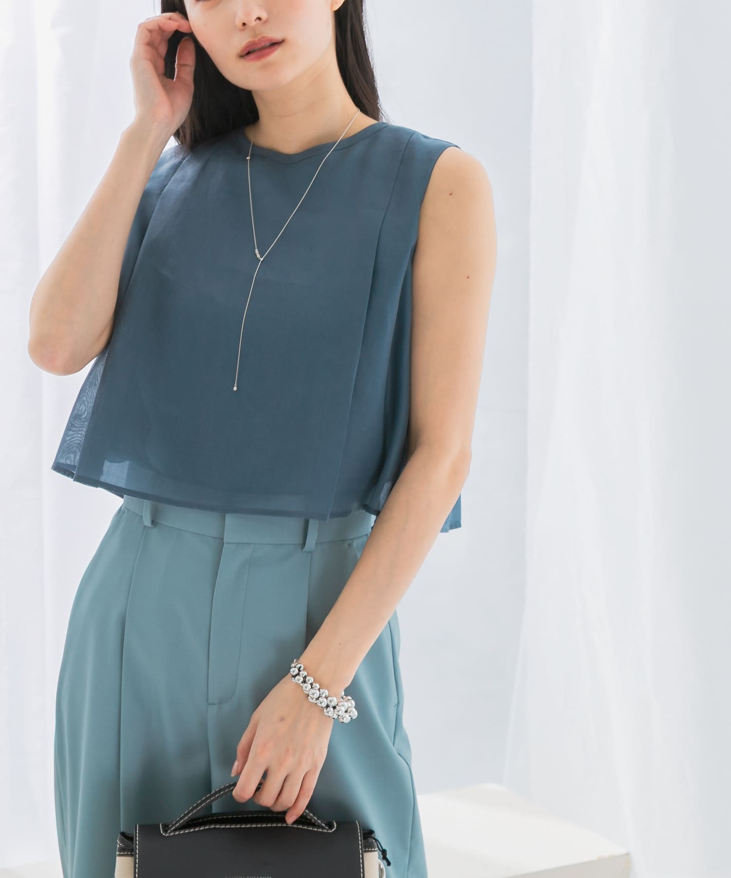 シアーチンツレイヤードブラウス