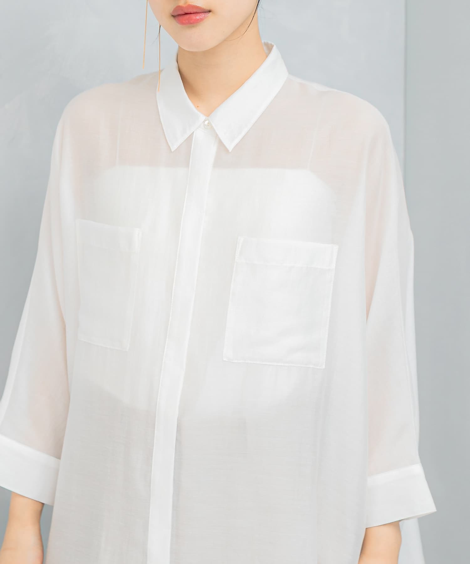 OFF WHITE