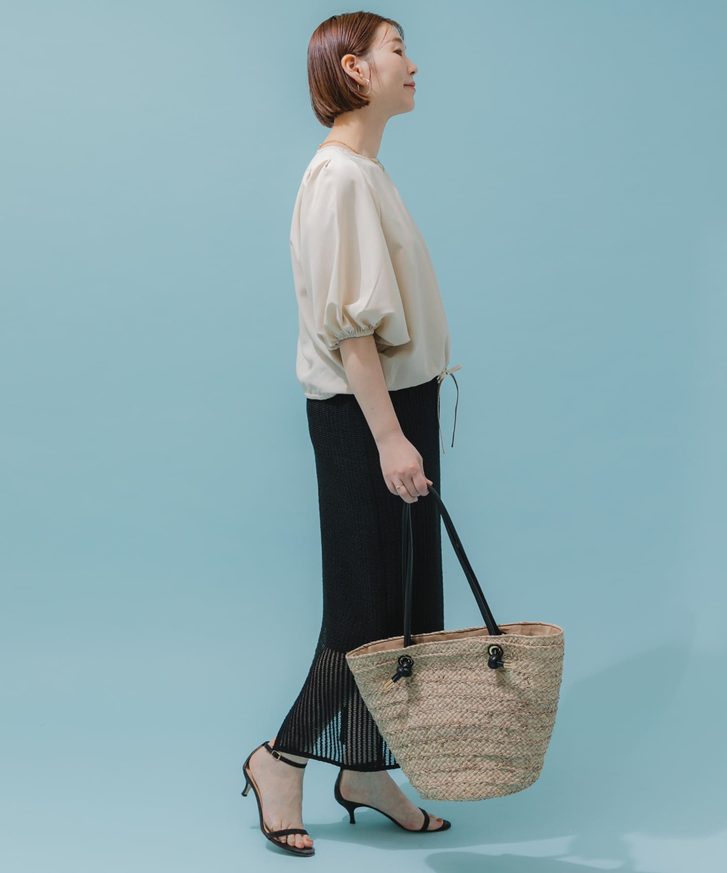 L/BEIGE