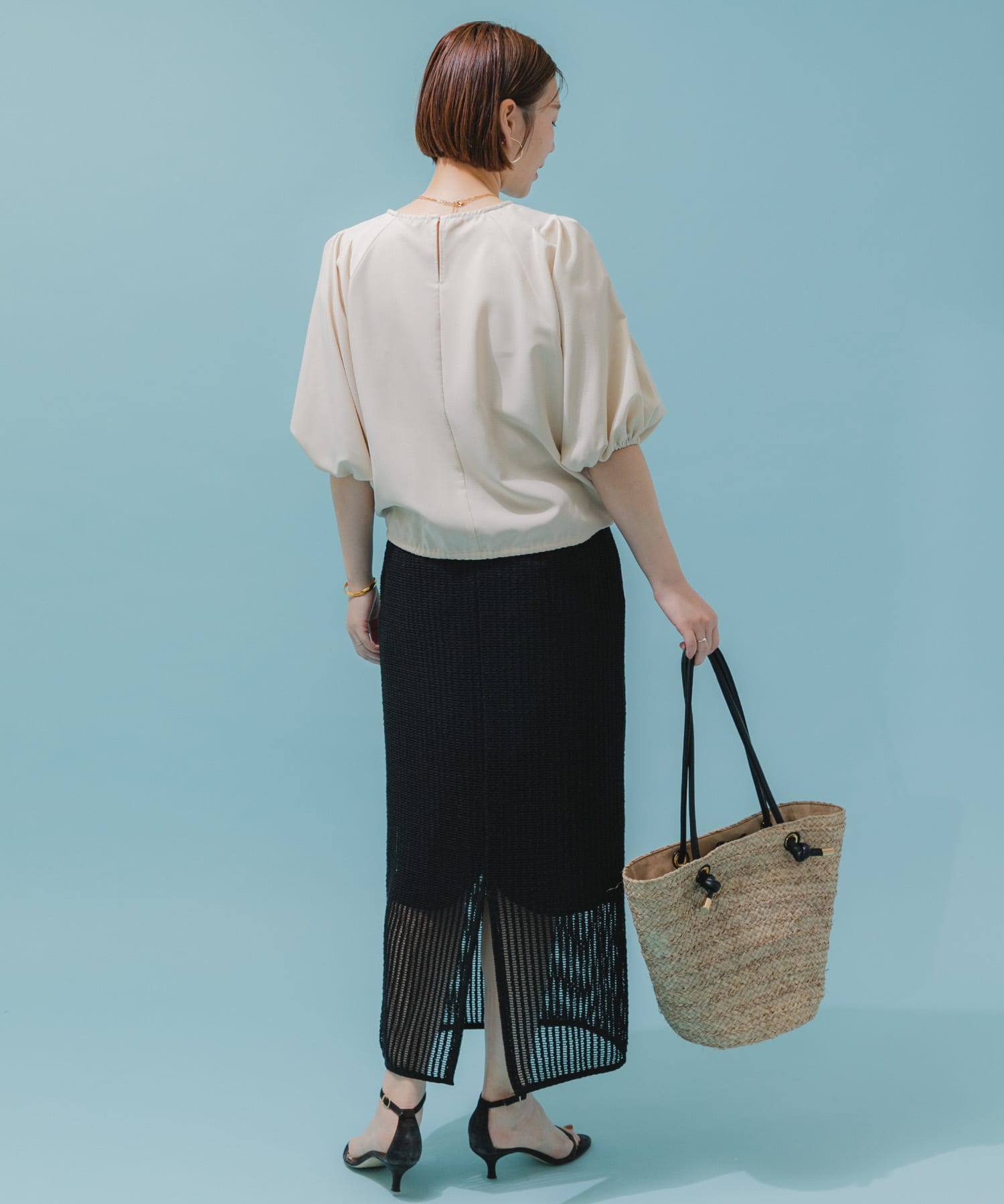L/BEIGE