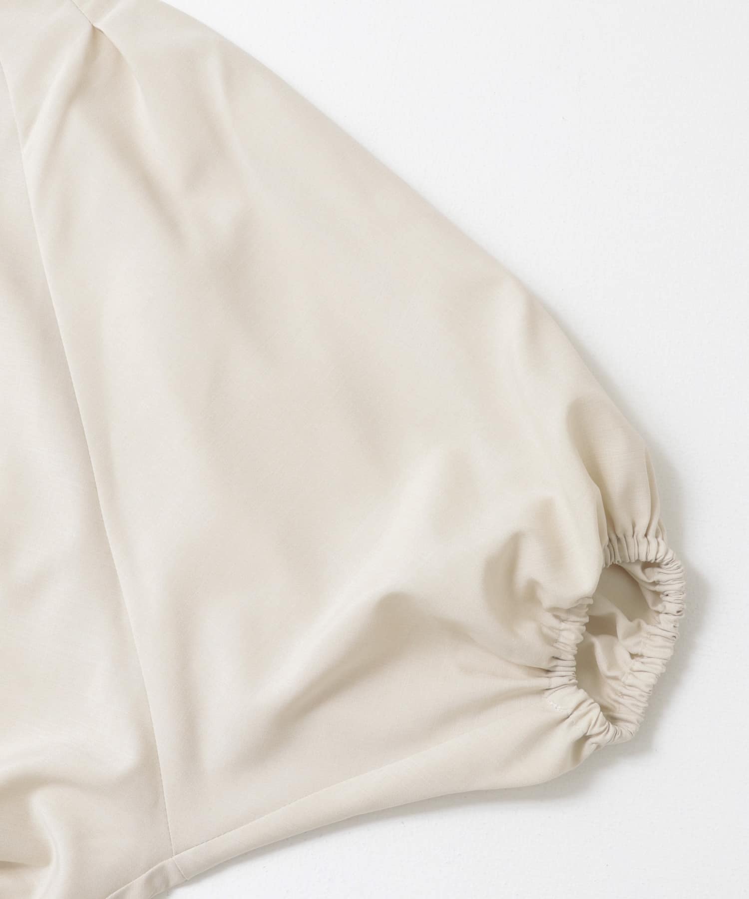 L/BEIGE
