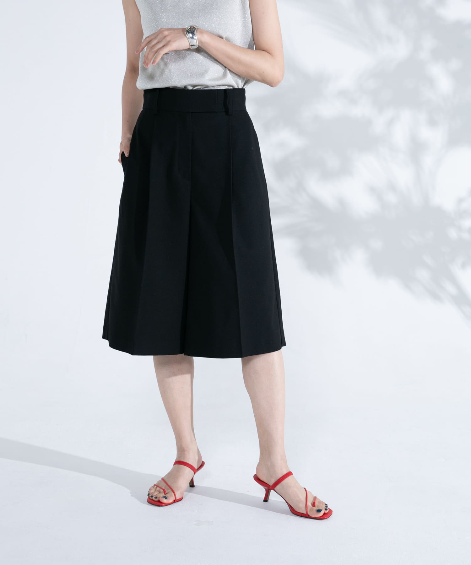 身長：166cm サイズ：38