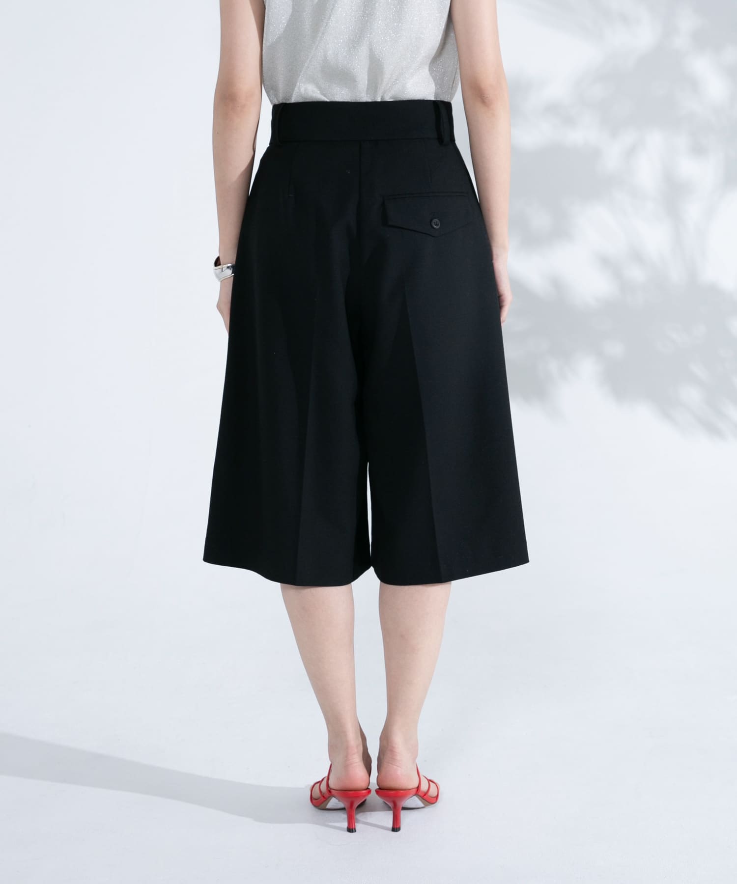 身長：166cm サイズ：38