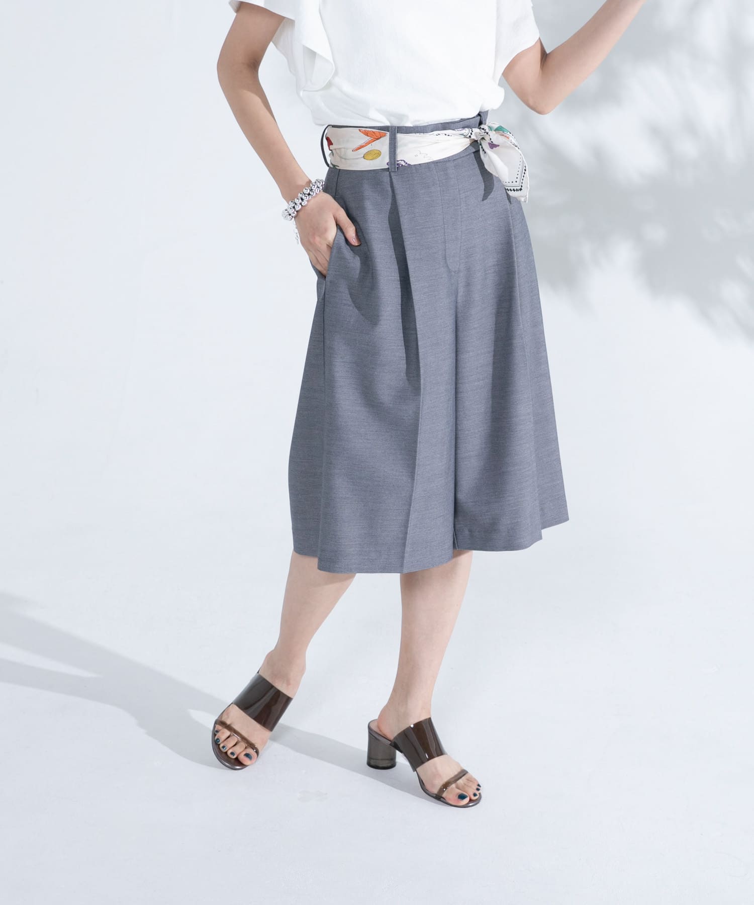 身長：166cm サイズ：38