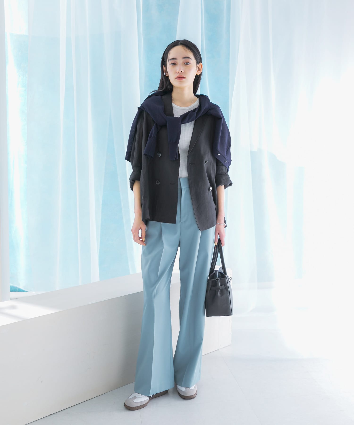 身長：168cm サイズ：38