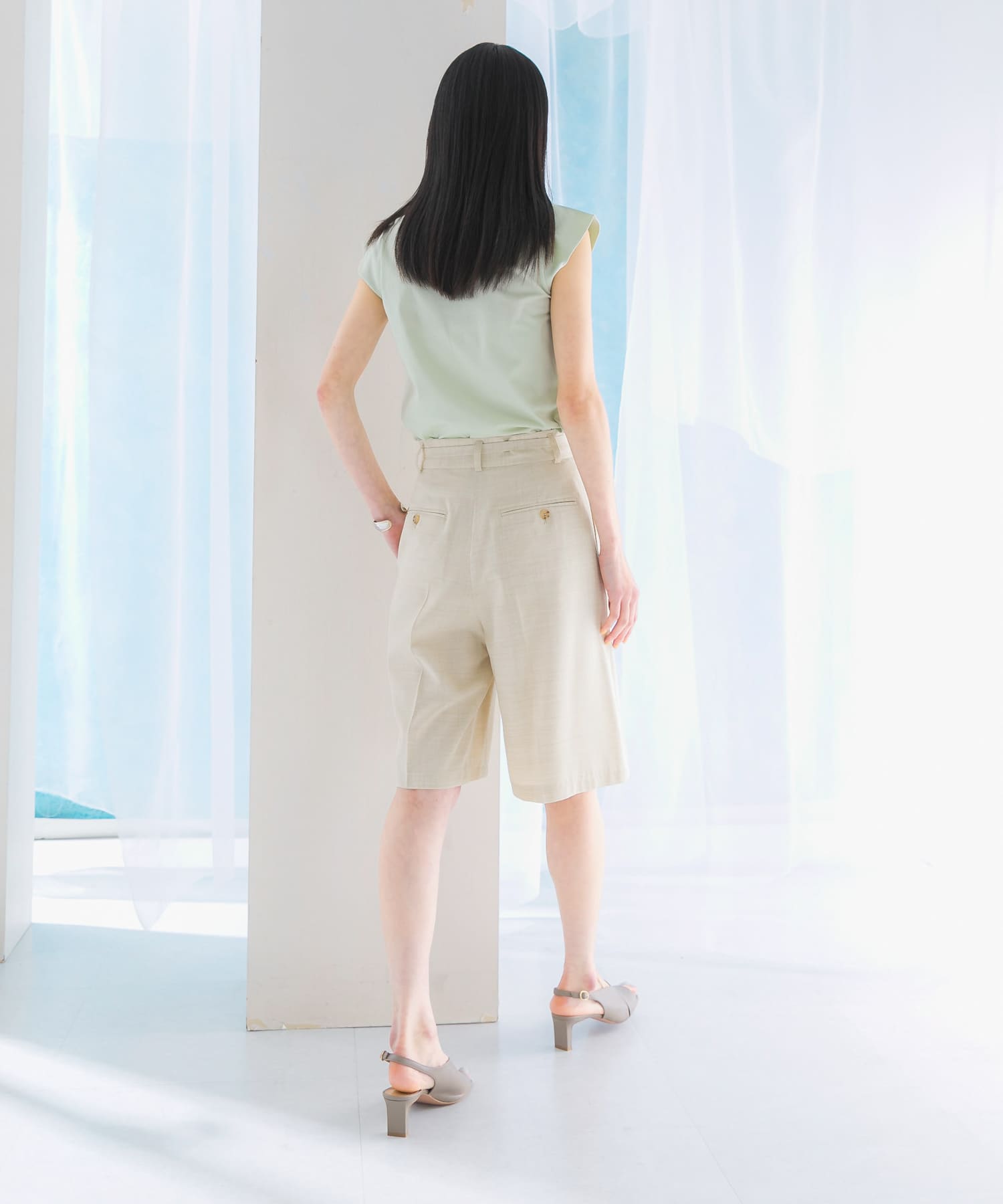 身長：168cm サイズ：38