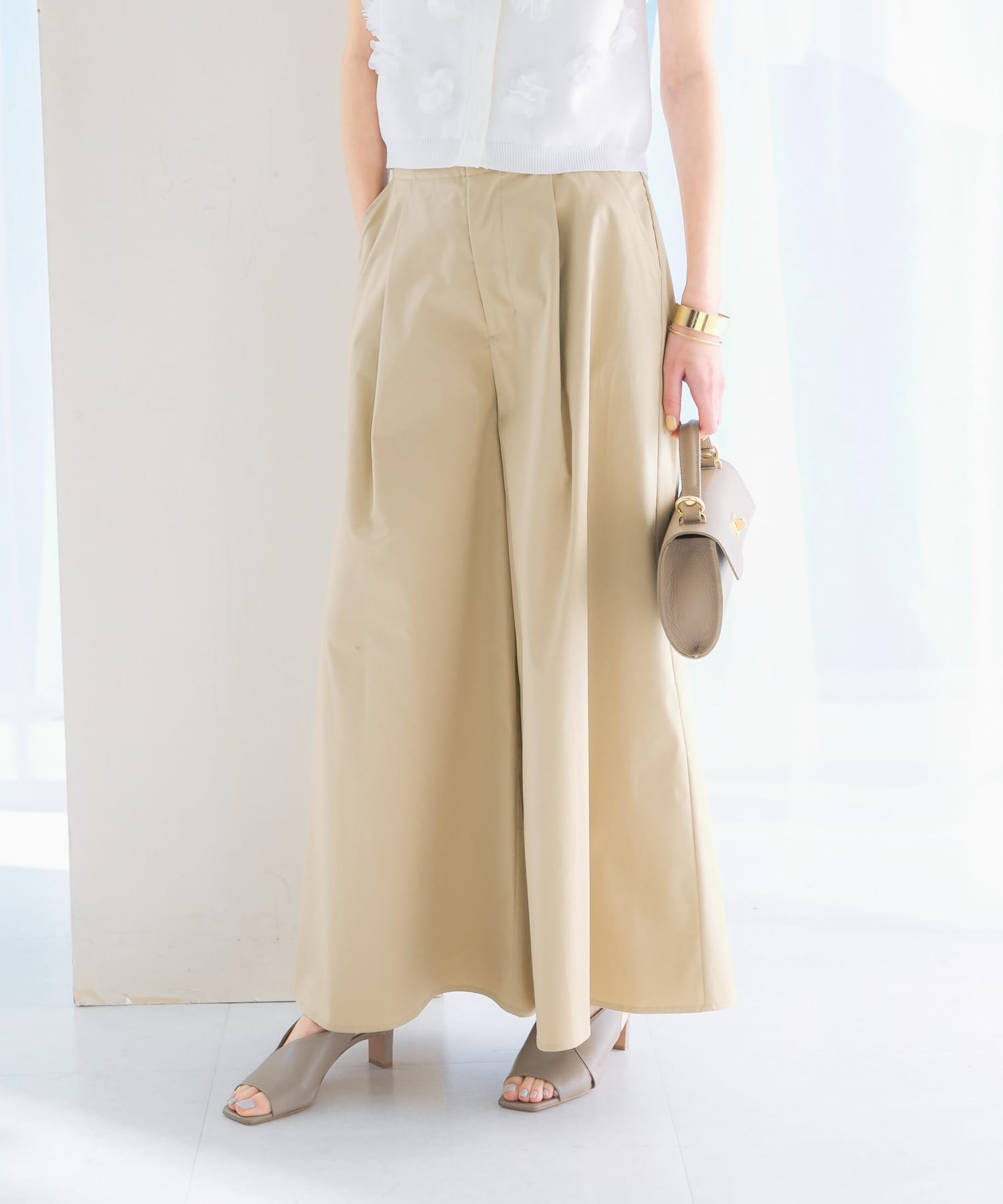 身長：168cm サイズ：38