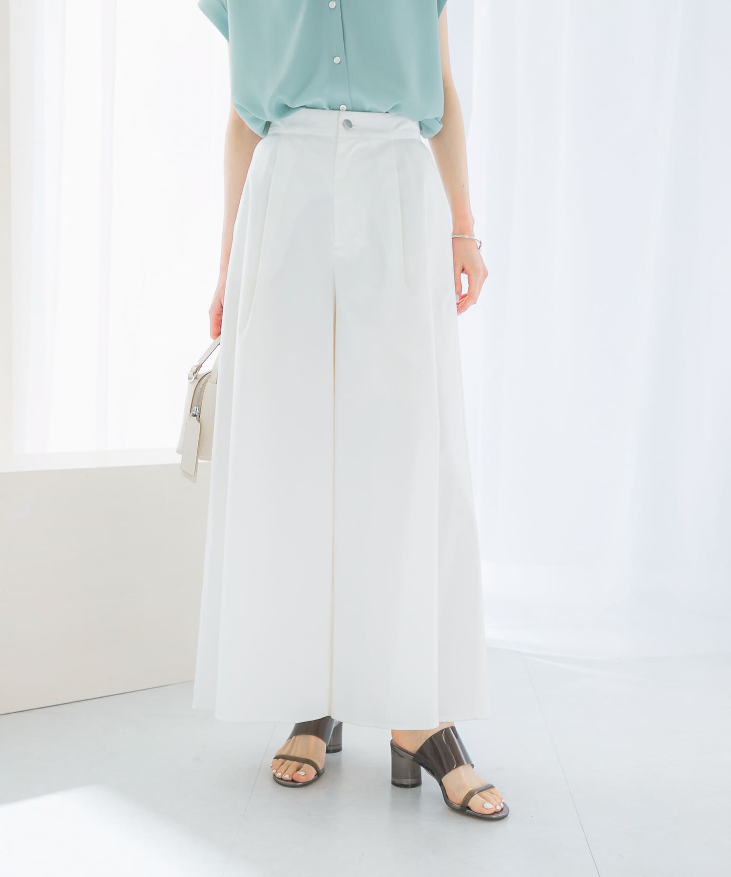 身長：165cm サイズ：38