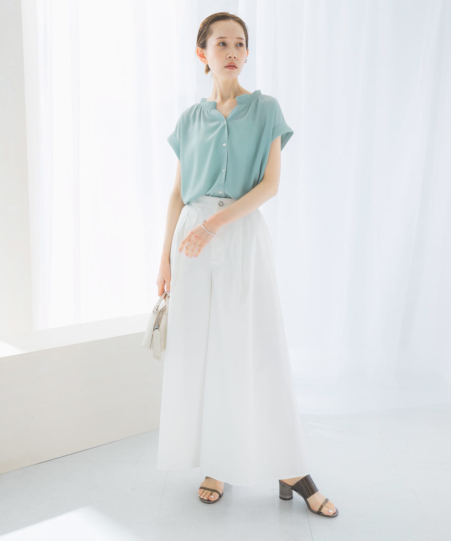 身長：165cm サイズ：38