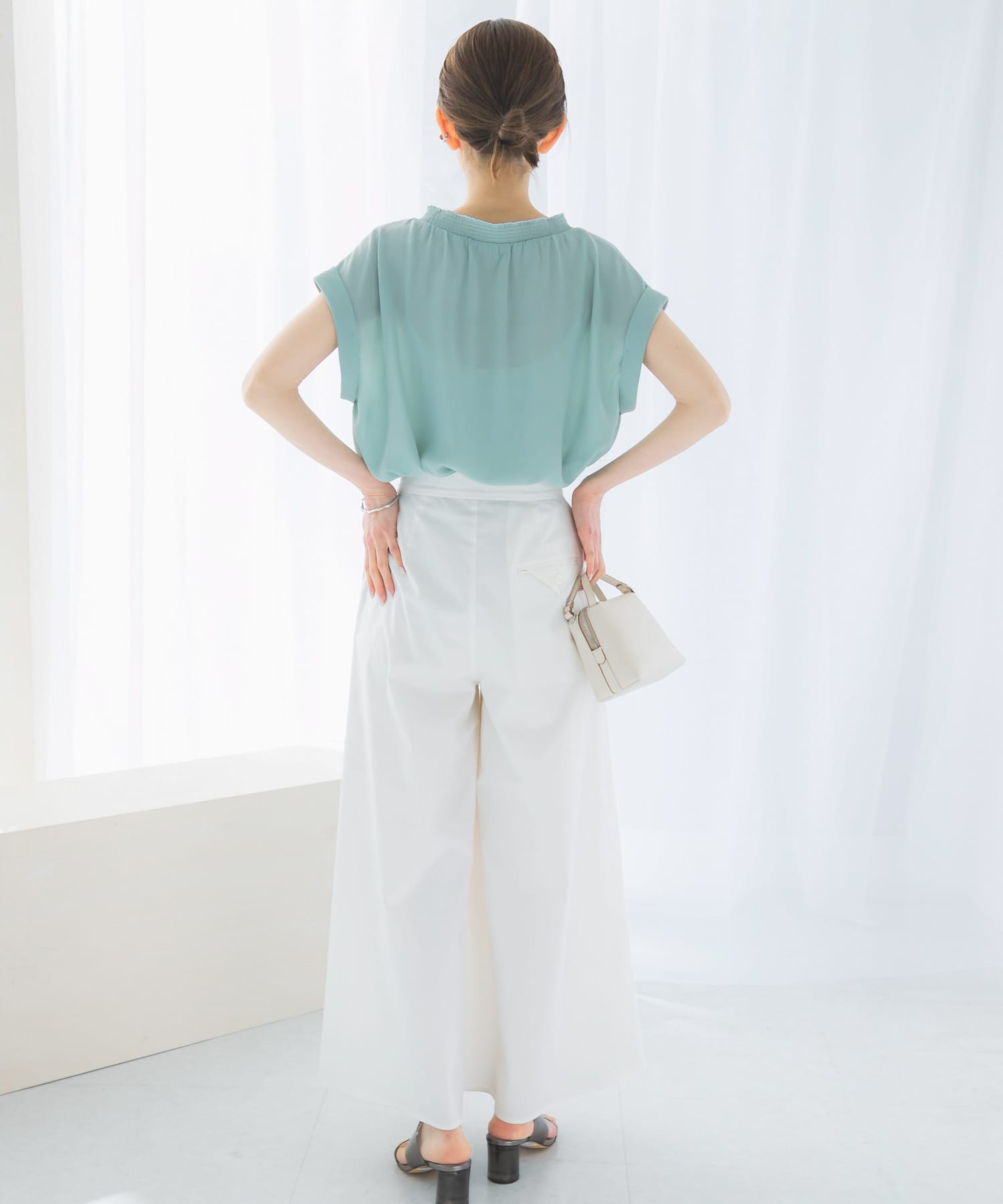 身長：165cm サイズ：38