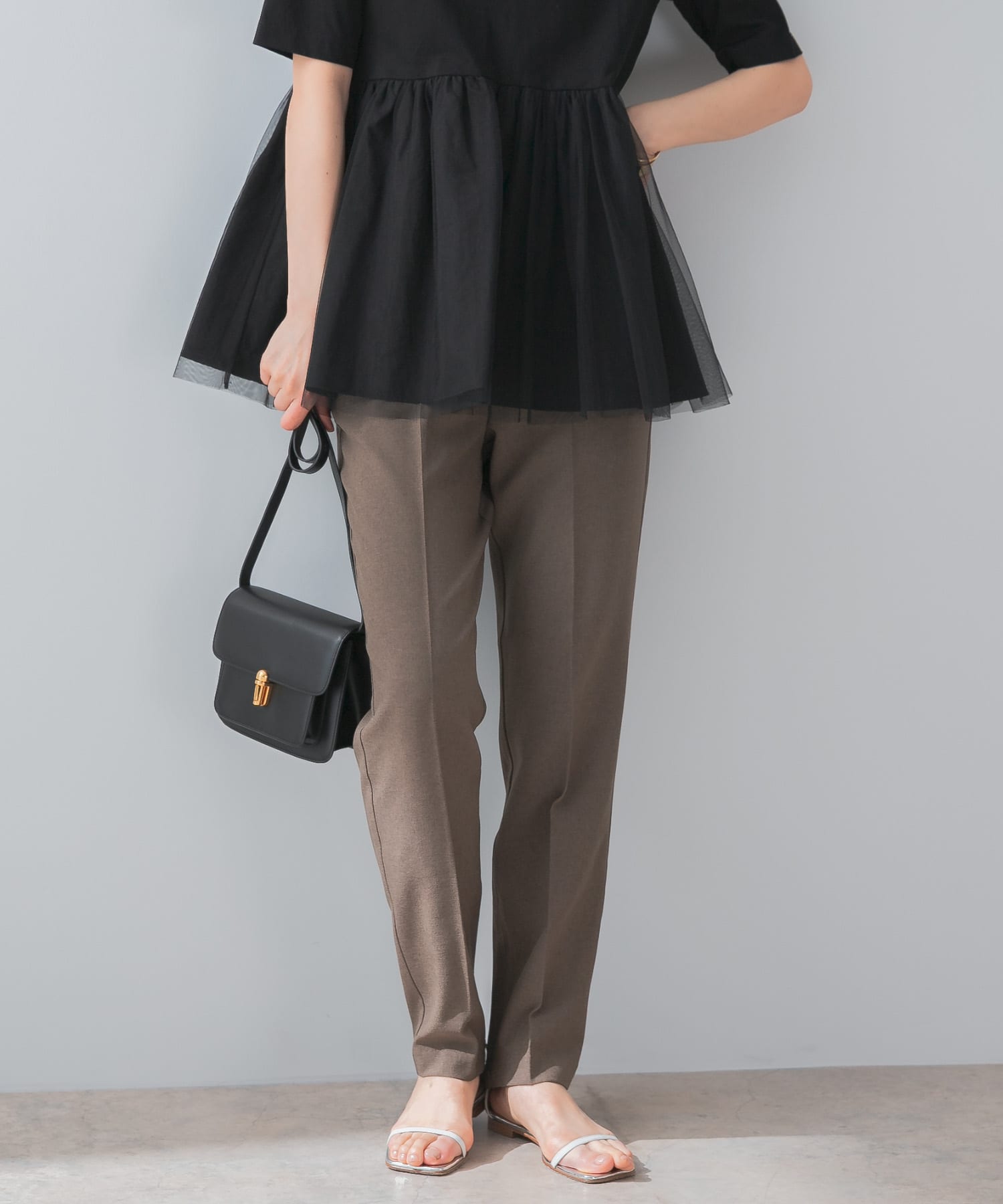 『UR TECH DRYLUXE』F by ROSSO　センタープレスストレートパンツ