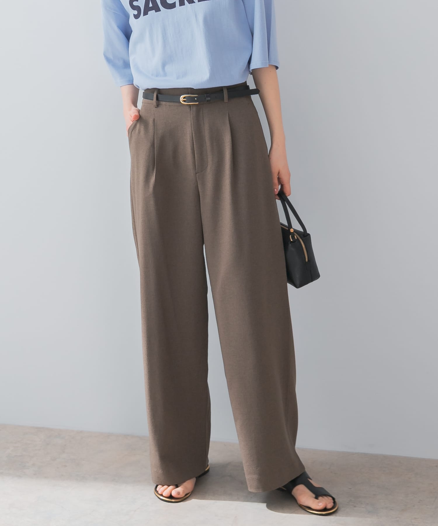 身長：170cm サイズ：38