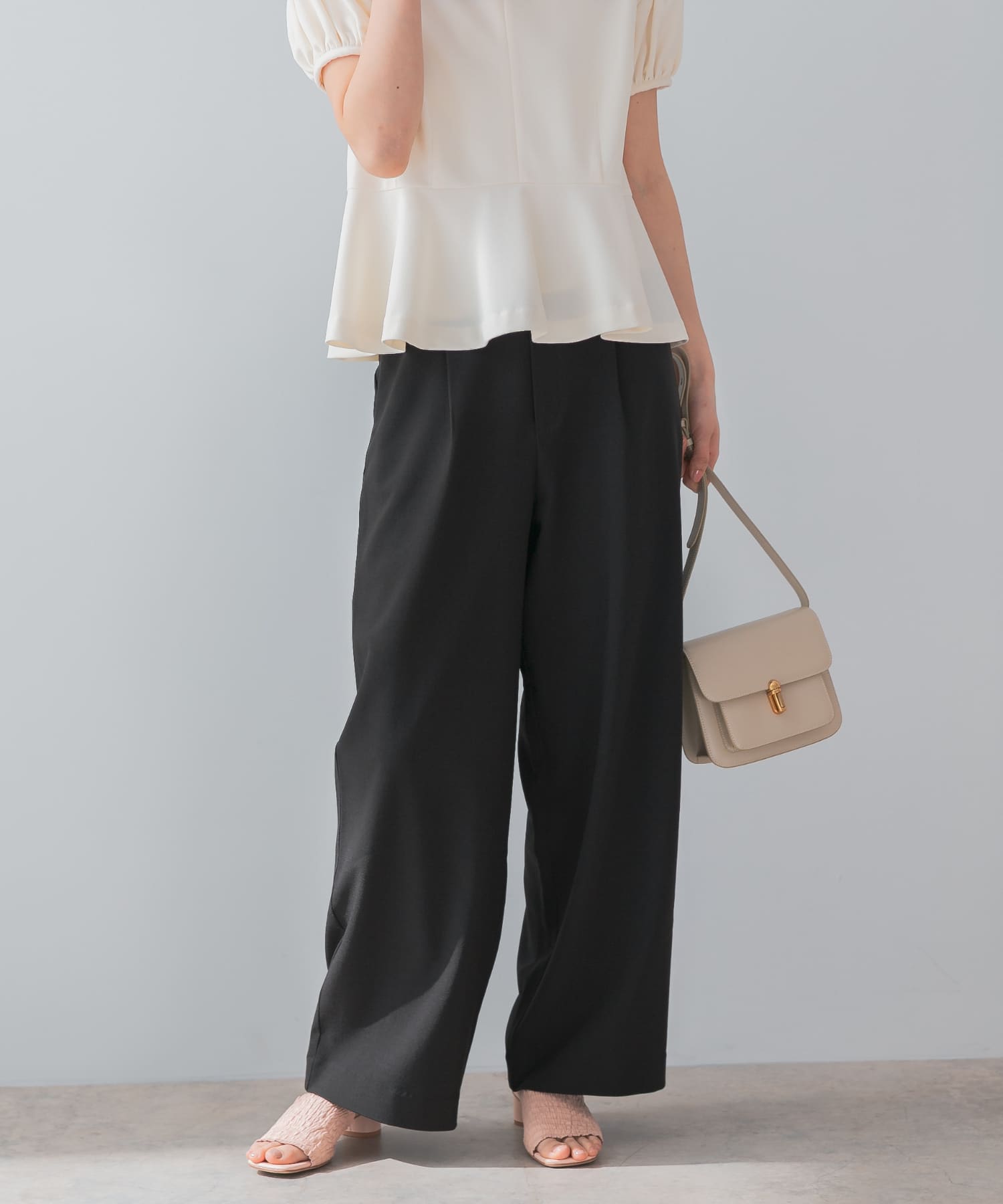 身長：170cm サイズ：38