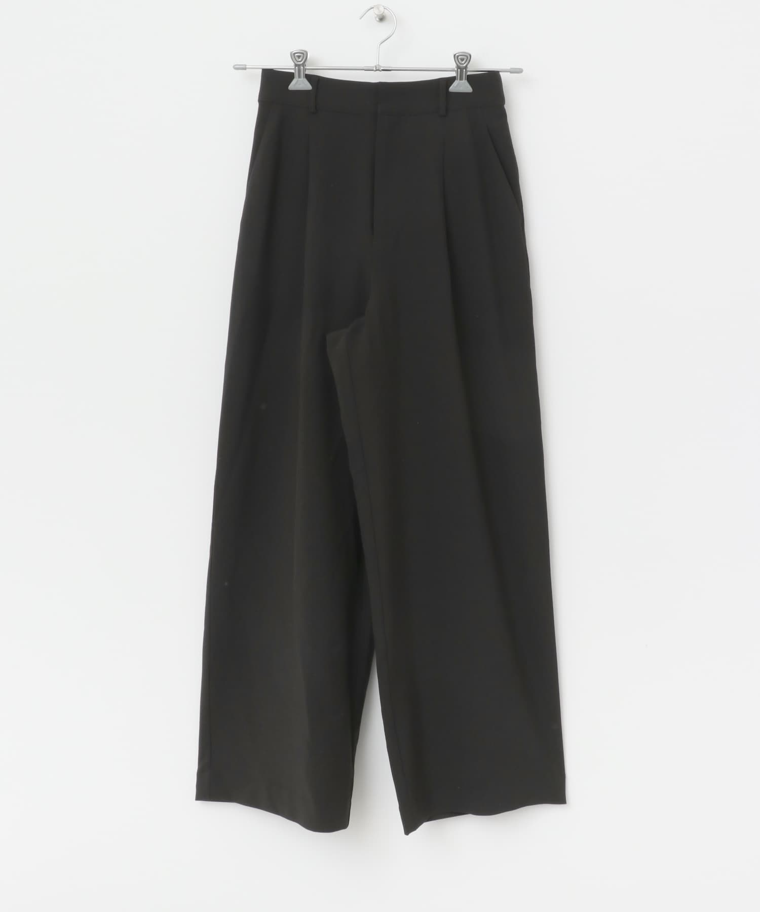 『UR TECH DRYLUXE』F by ROSSO　タックワイドパンツ BLACK 34