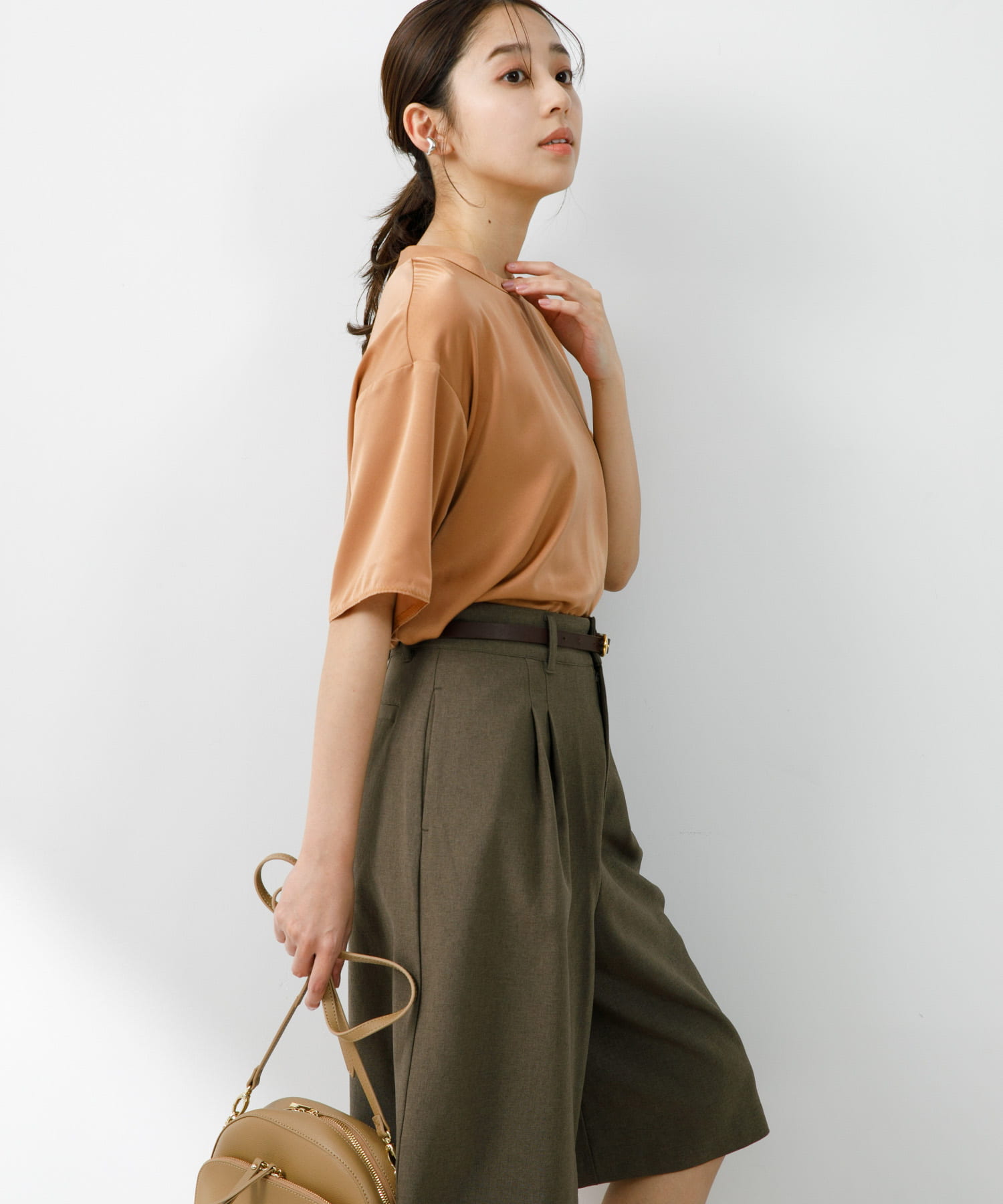 UR TECH DRYLUXE』F by ROSSO タックハーフパンツ(36 BLACK